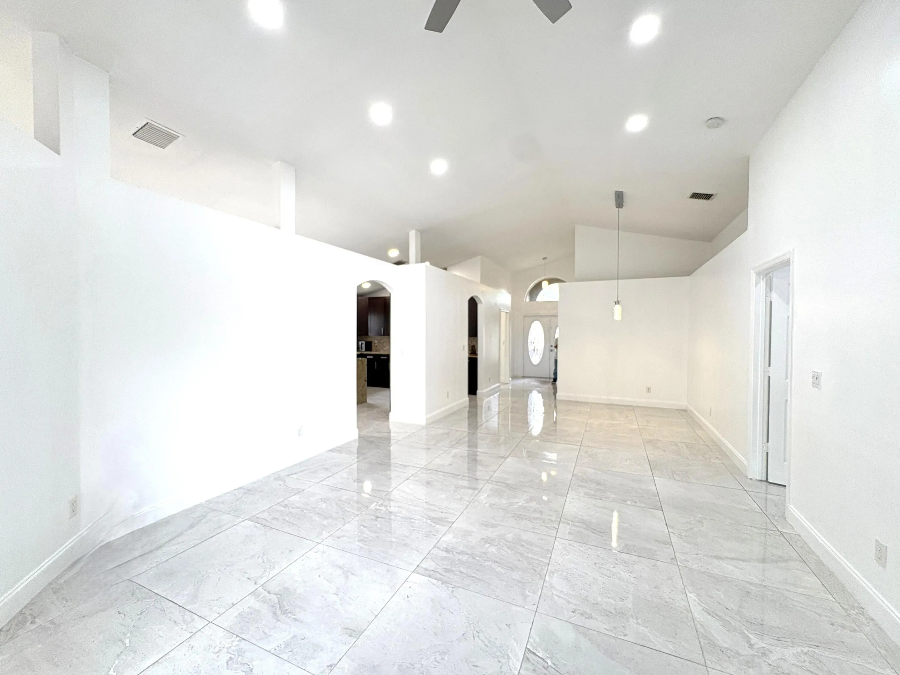 1842 OAK BERRY Circle