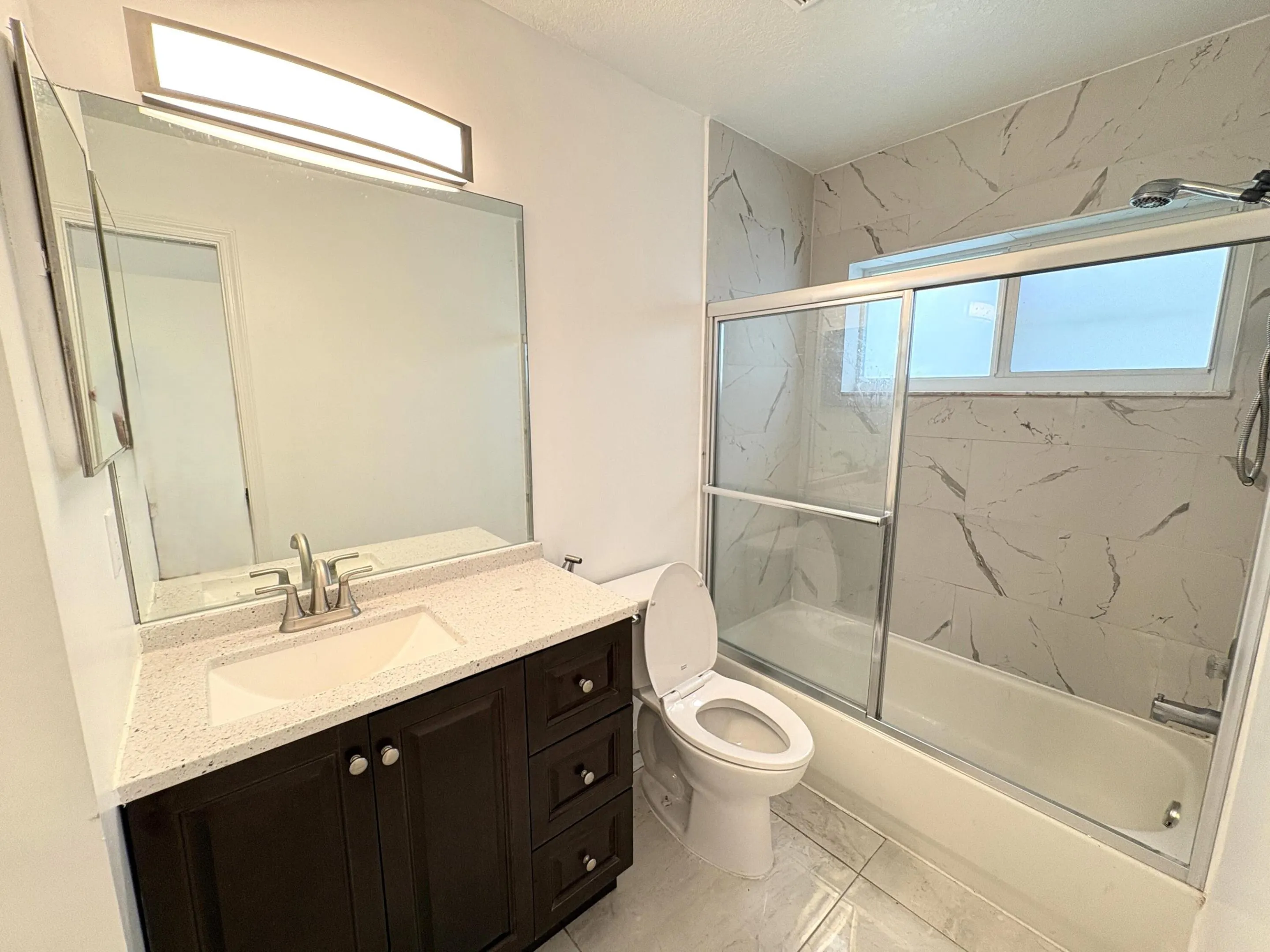 1842 OAK BERRY Circle