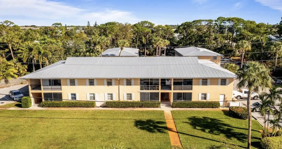 333 SE MARTIN Avenue #1-I