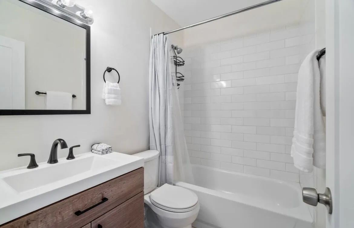 333 SE MARTIN Avenue #1-I