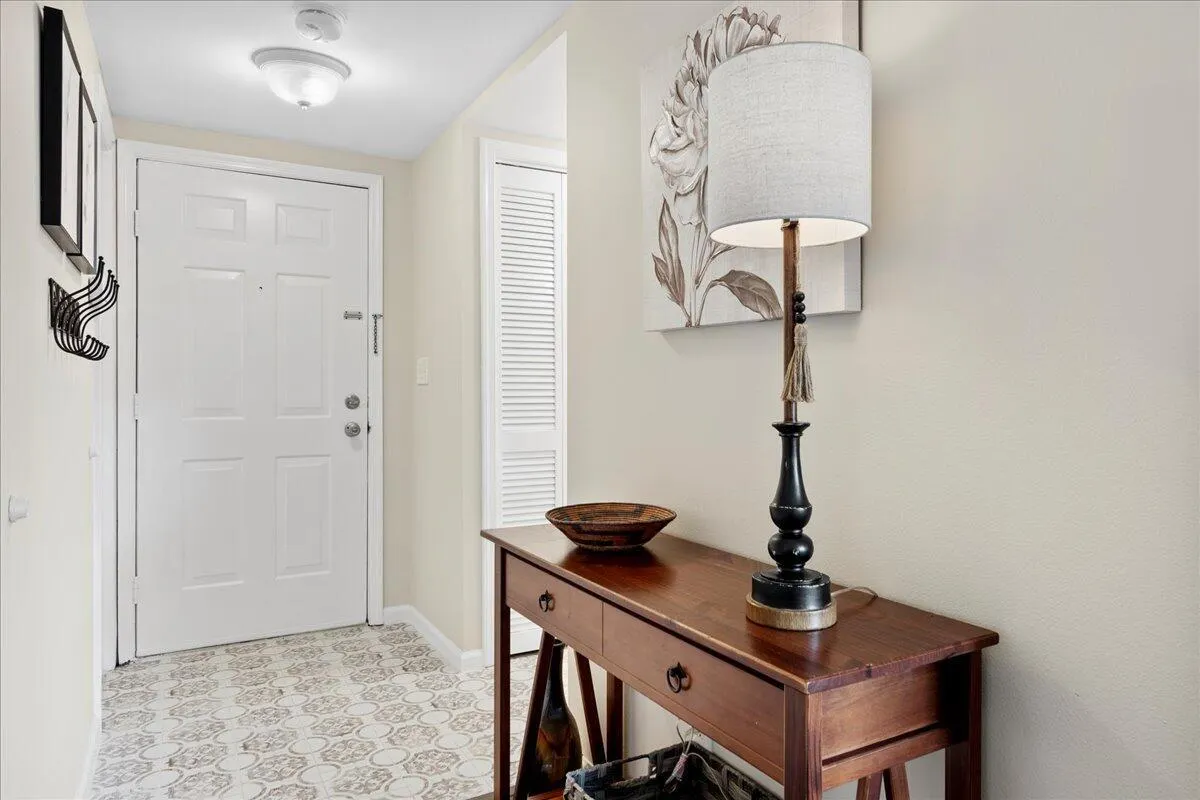 11863 Wimbledon Circle #540