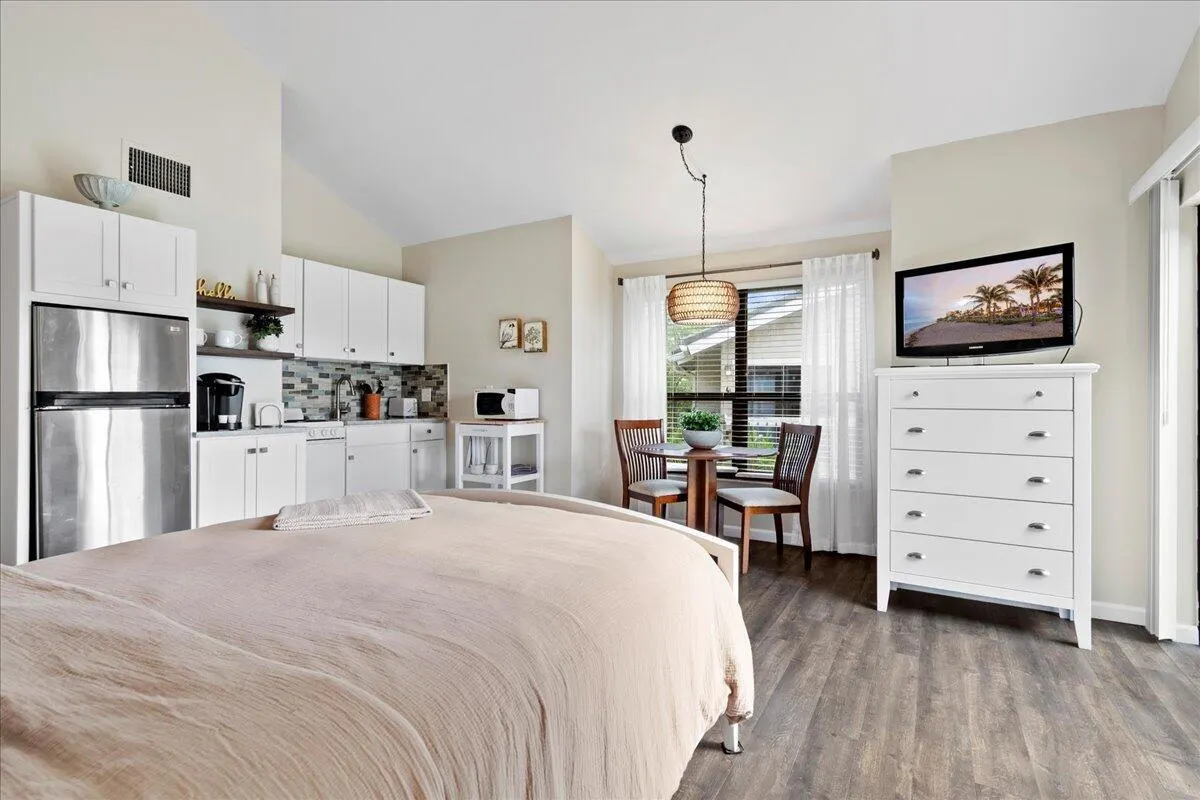 11863 Wimbledon Circle #540