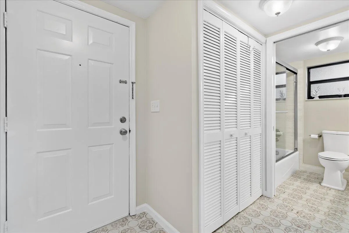 11863 Wimbledon Circle #540