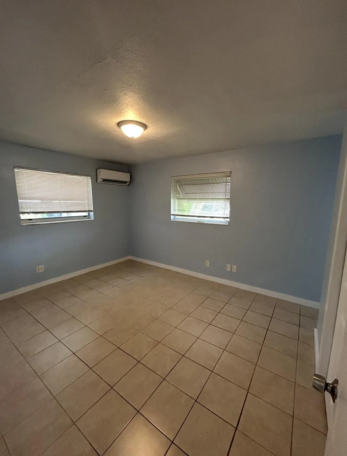 1410 NW 2nd Avenue #A