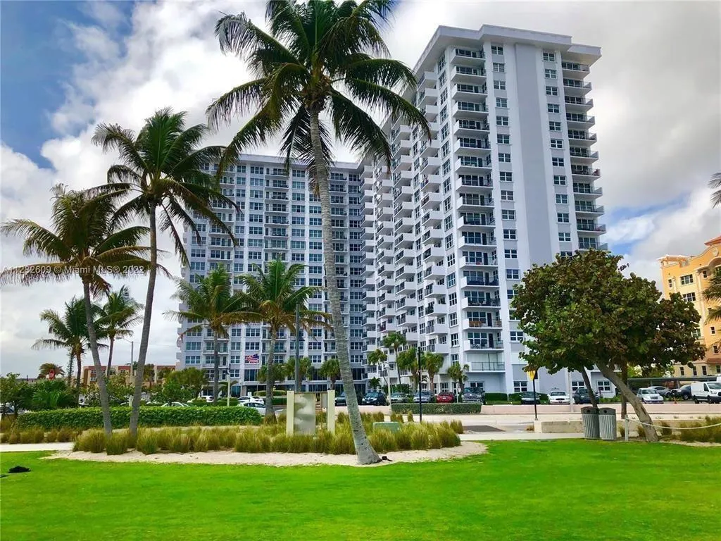 405 N OCEAN Boulevard #1004