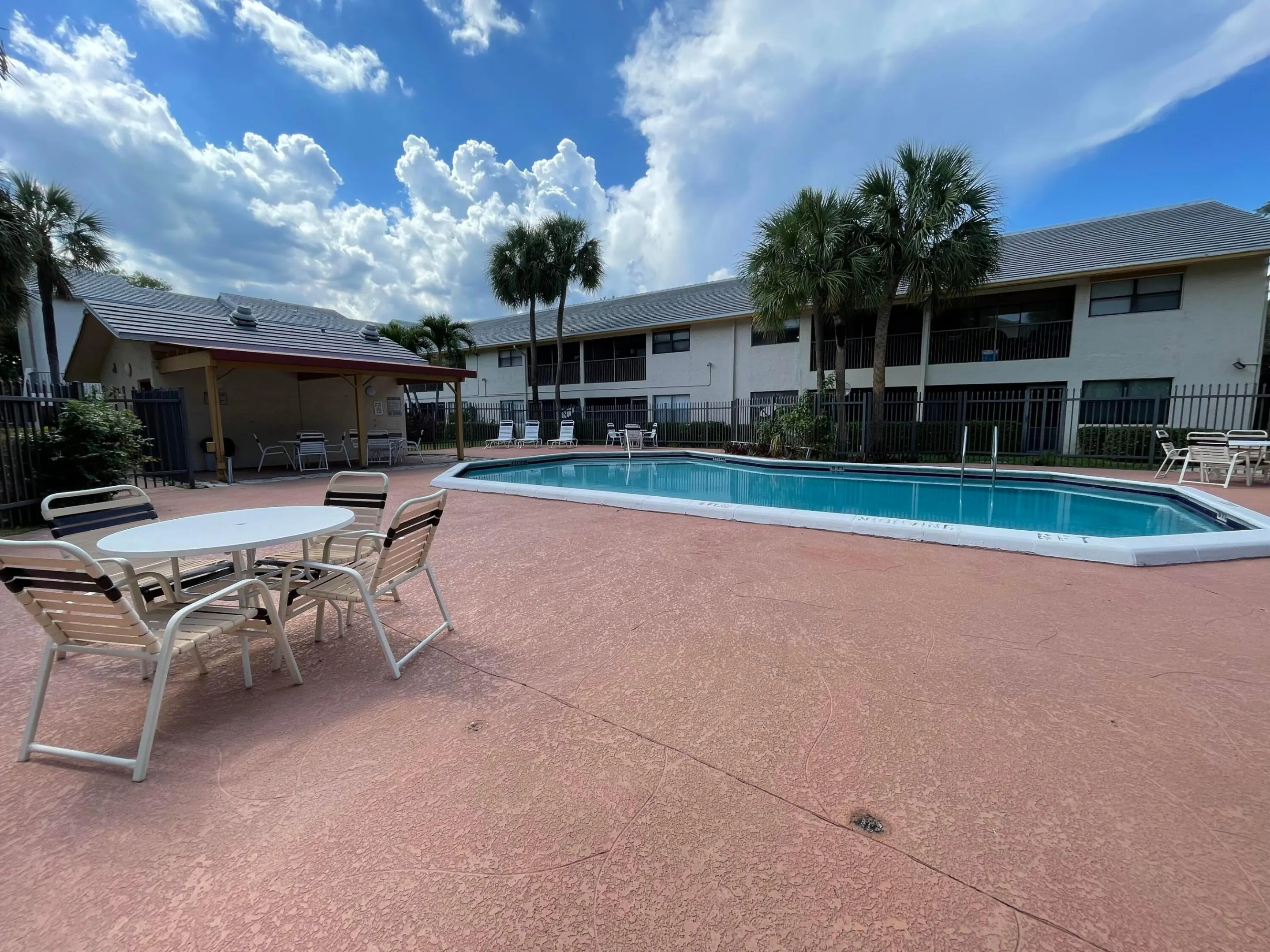 2967 RIVERSIDE Drive #109