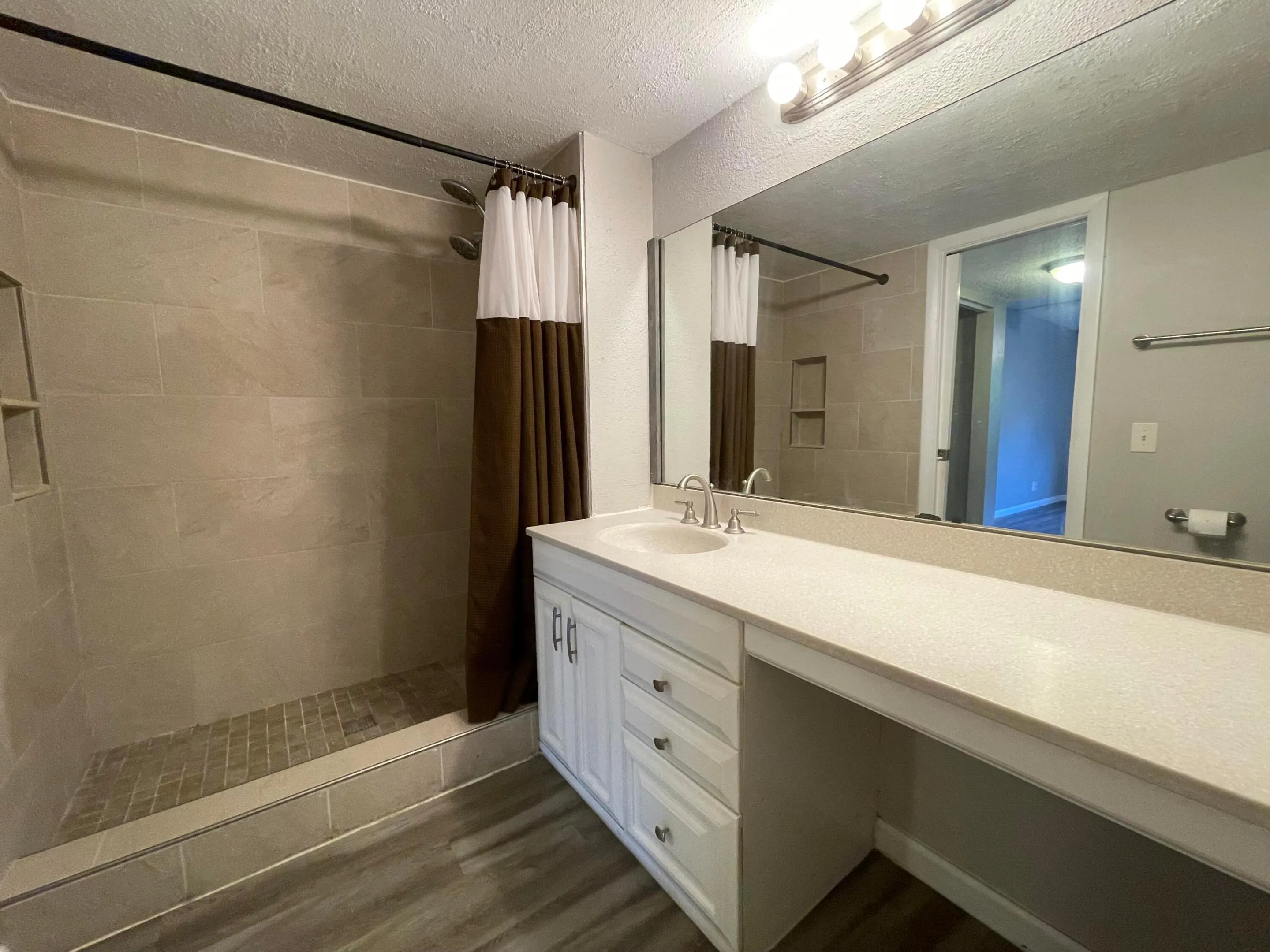 2967 RIVERSIDE Drive #109
