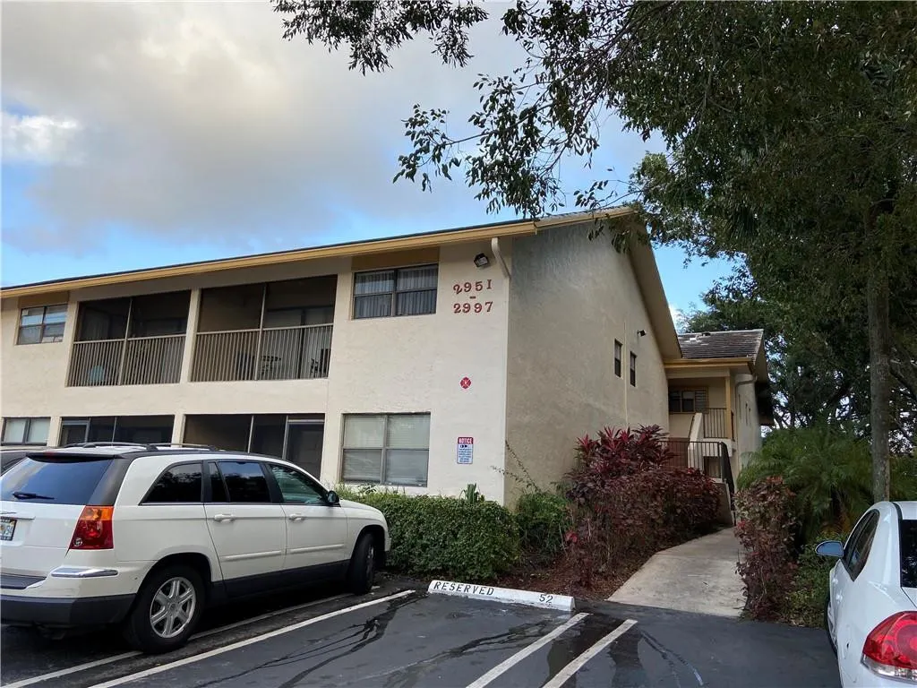 2967 RIVERSIDE Drive #109