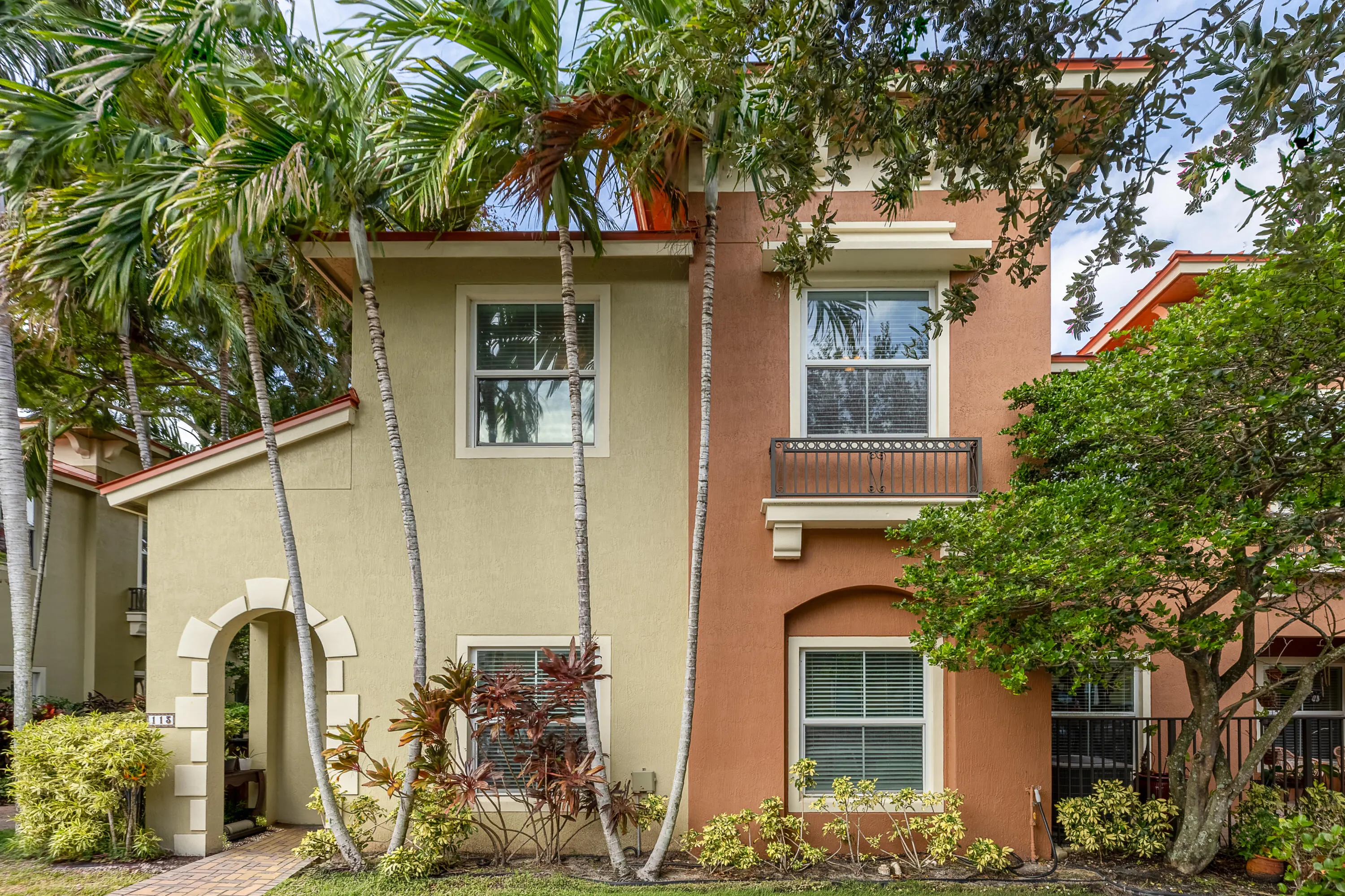 113 MONTEREY BAY Drive