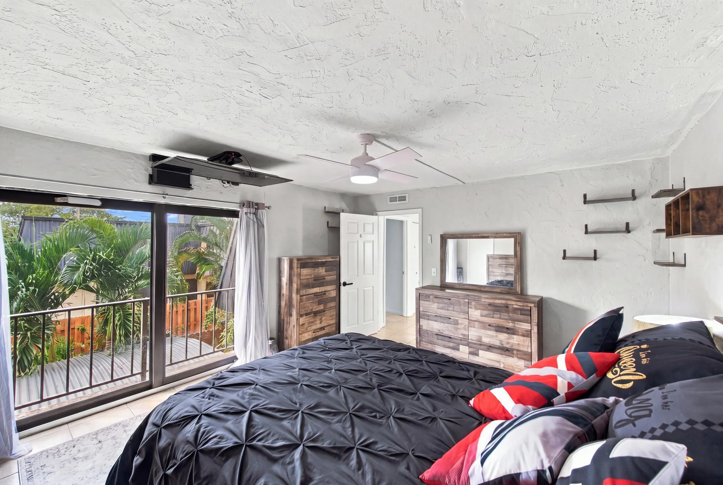 2483 Waterside Drive
