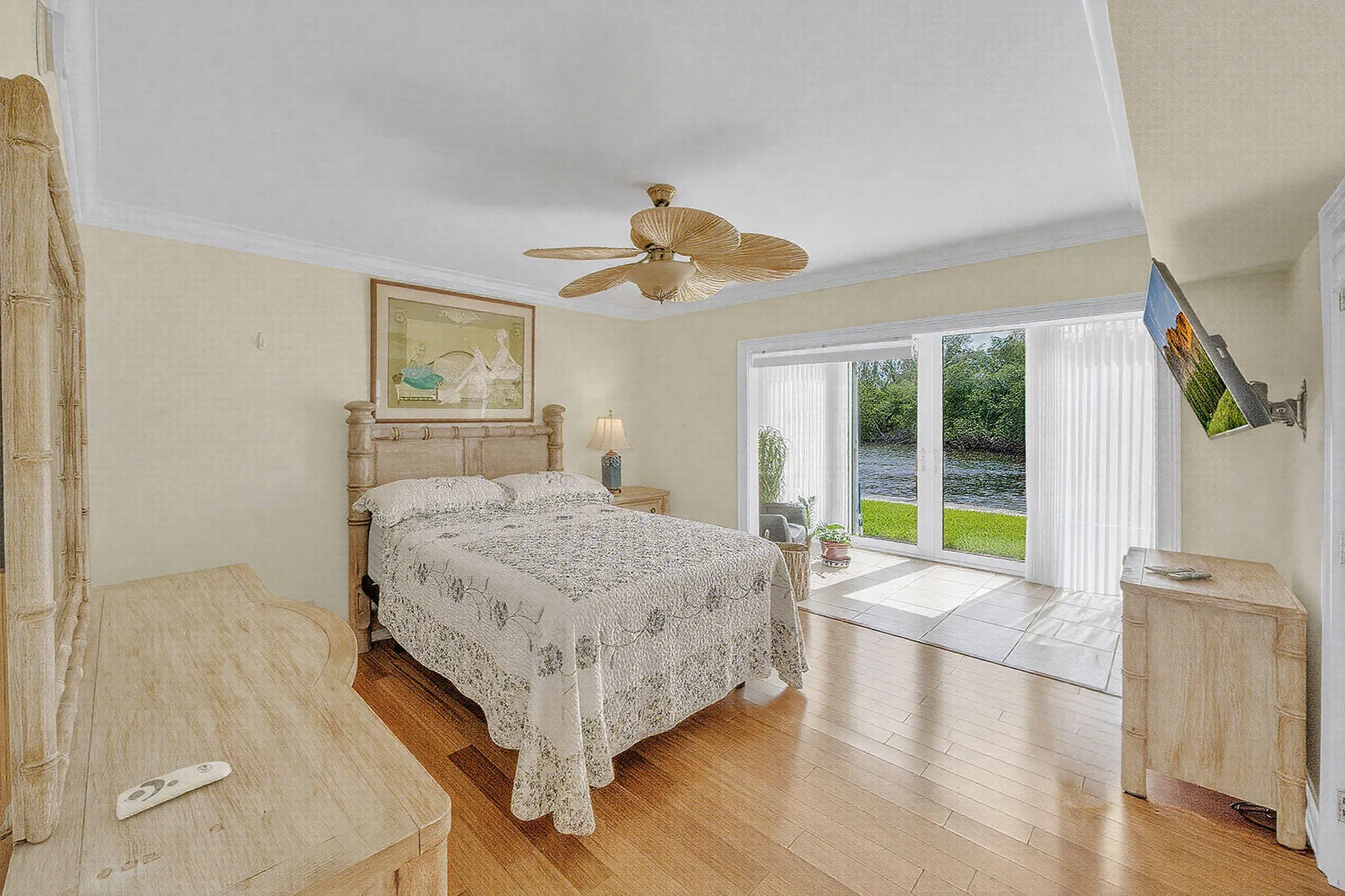 711 NE HARBOUR Terrace #312