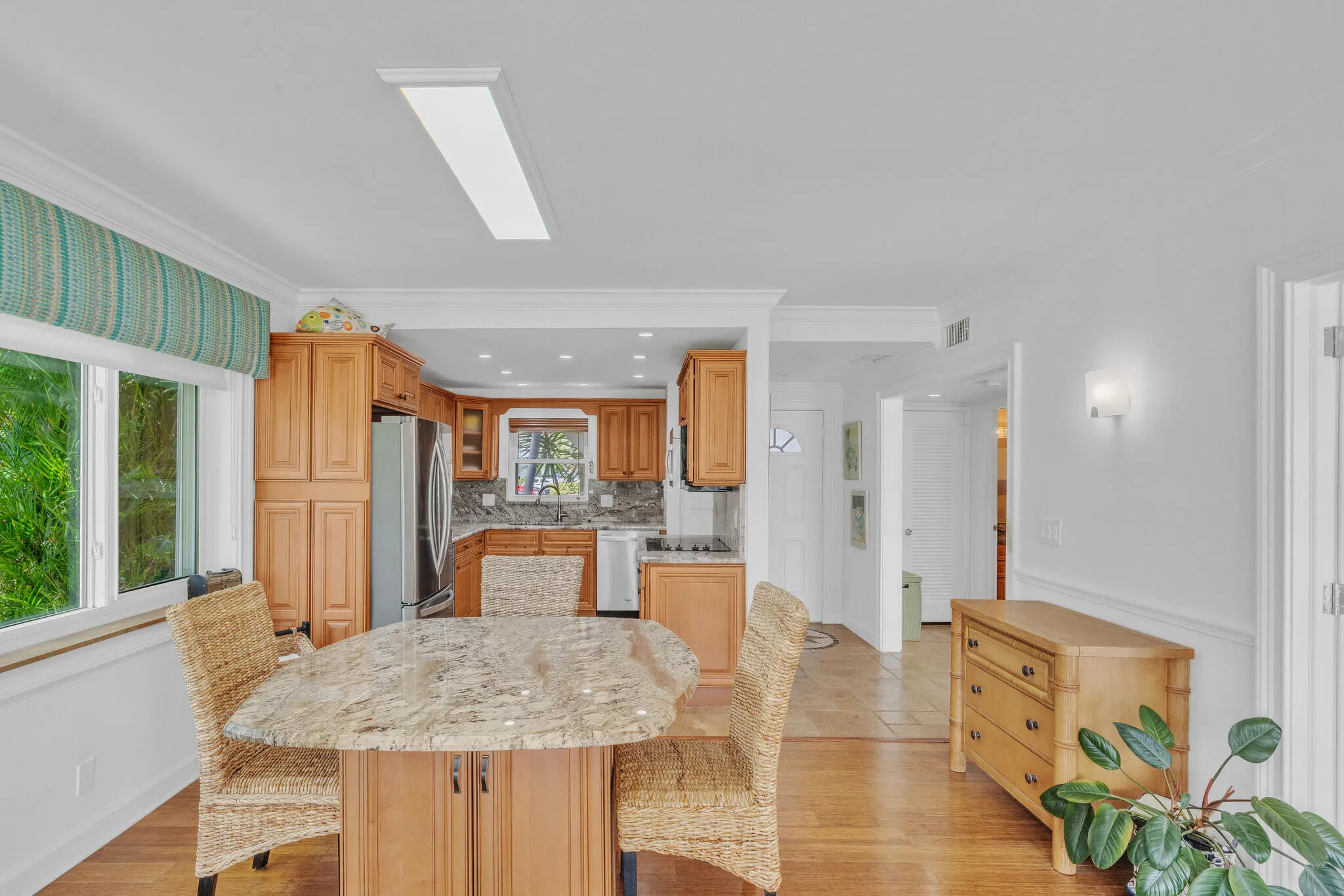 711 NE HARBOUR Terrace #312