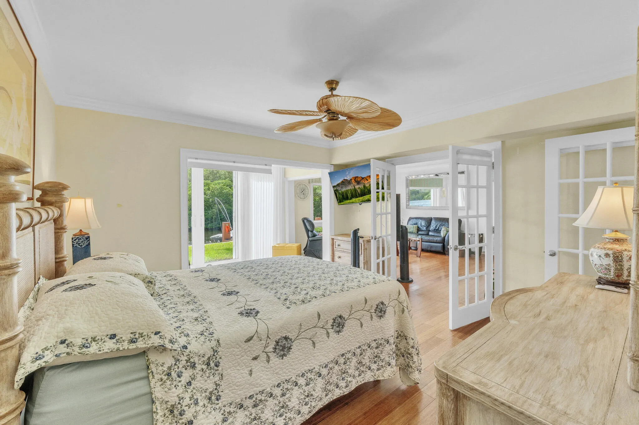 711 NE HARBOUR Terrace #312