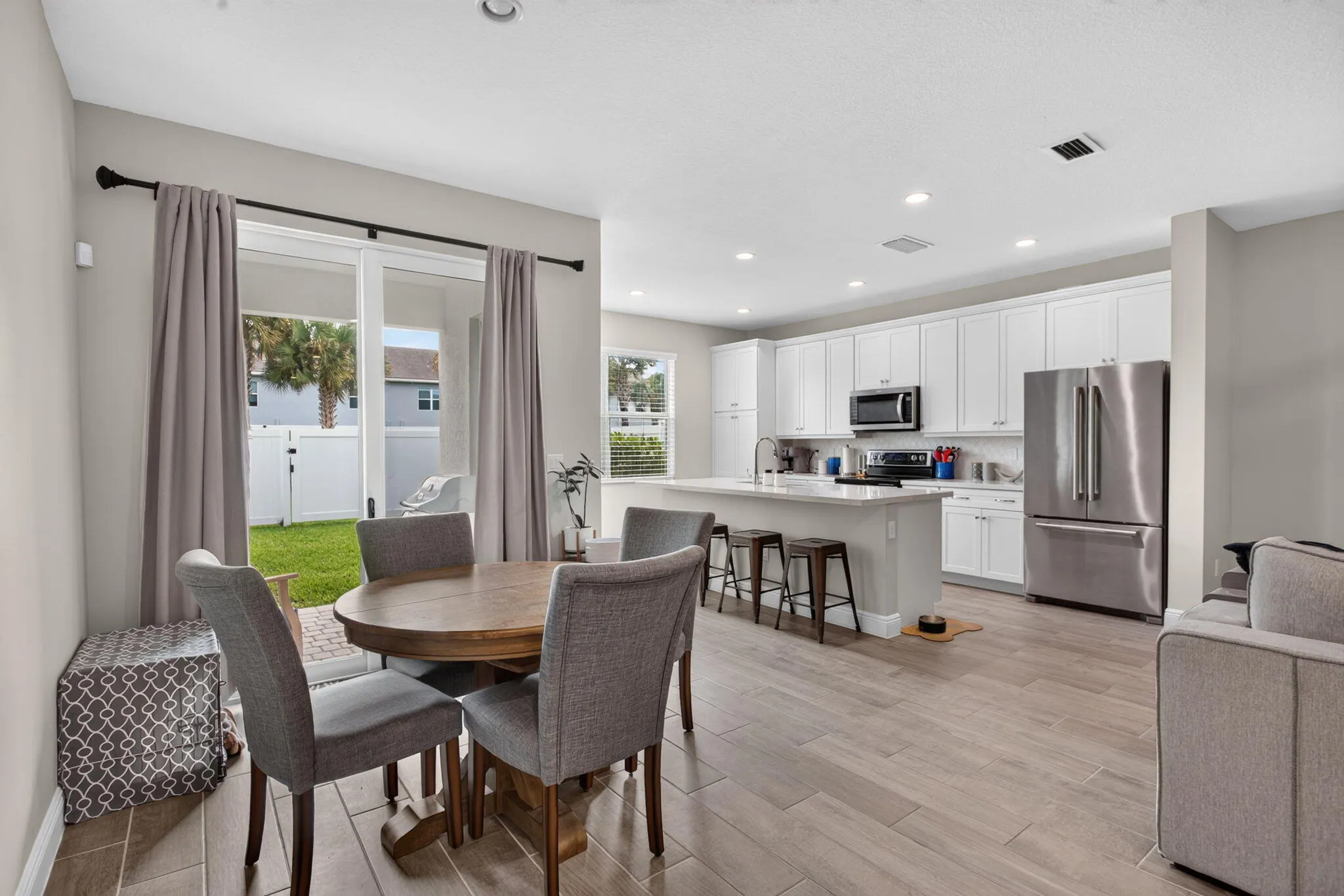 532 SANDERLING Circle