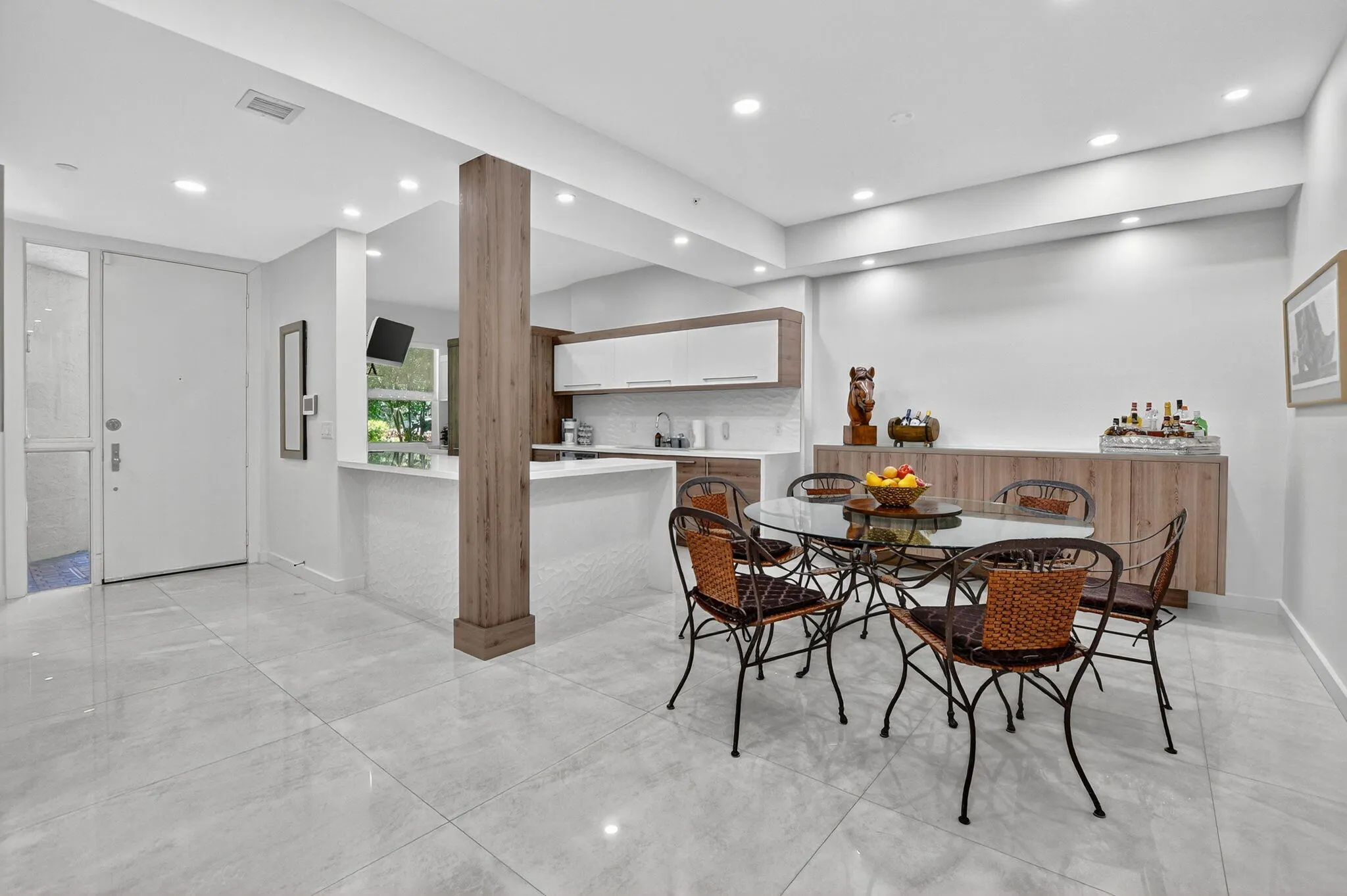 2584 Coco Plum Blvd #104