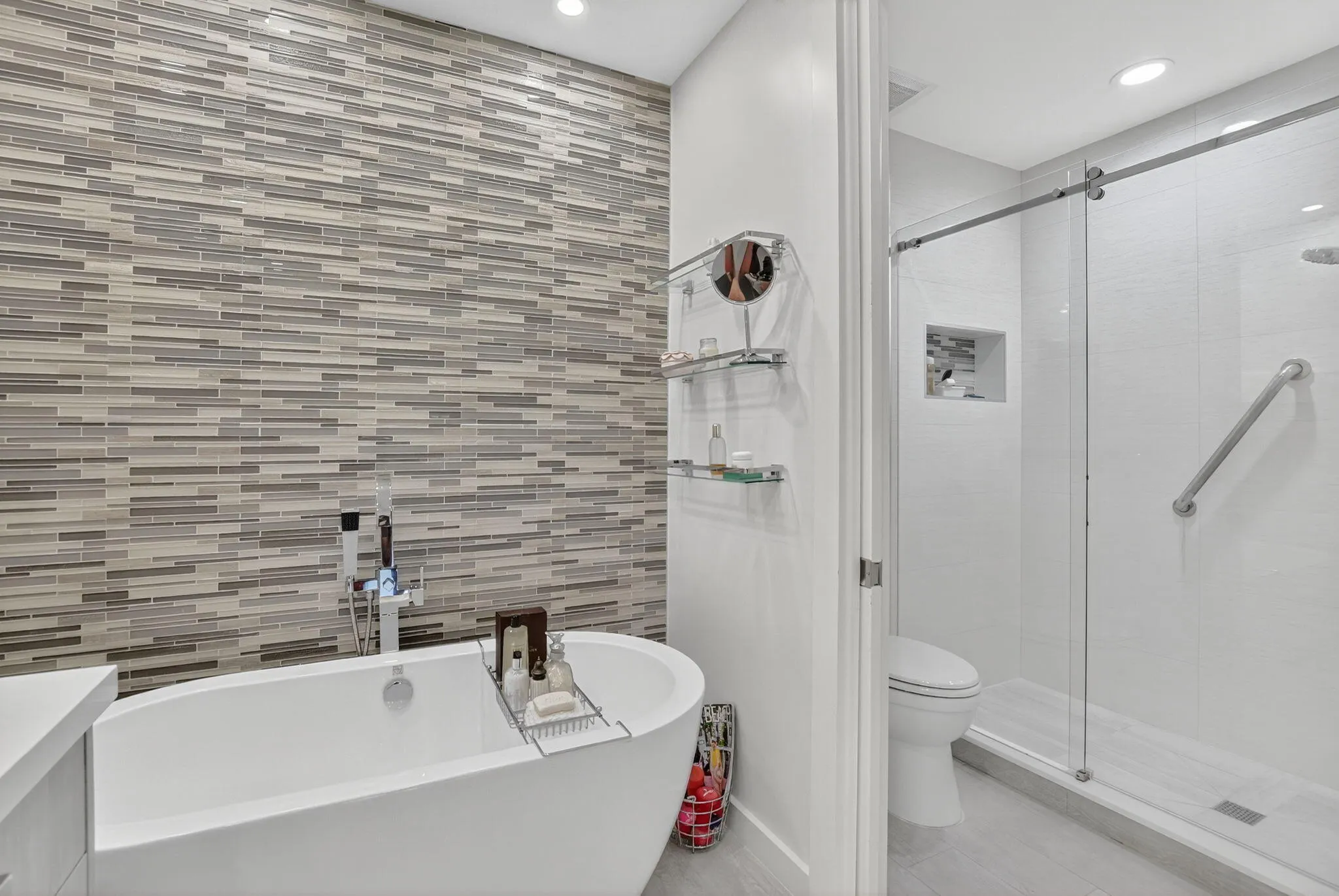 2584 Coco Plum Blvd #104