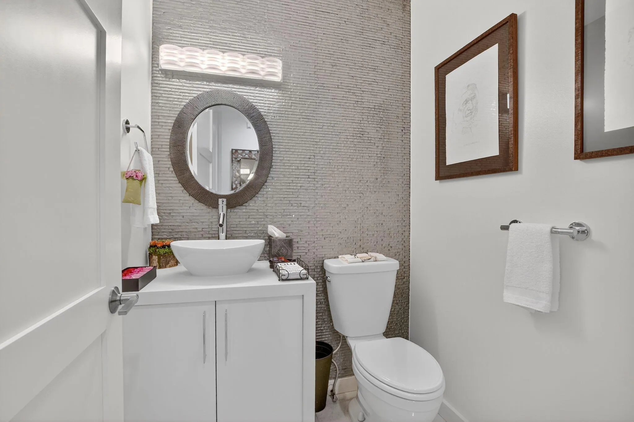 2584 Coco Plum Blvd #104