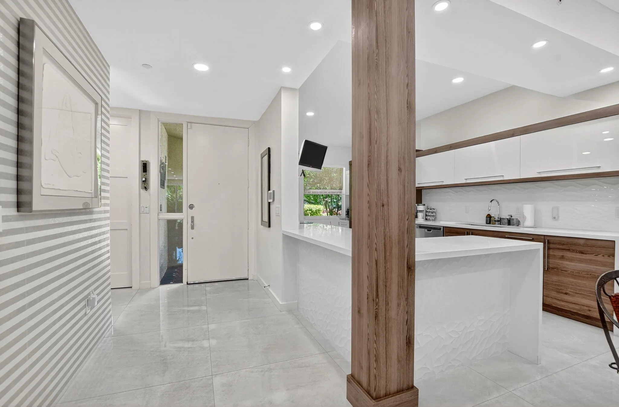 2584 Coco Plum Blvd #104