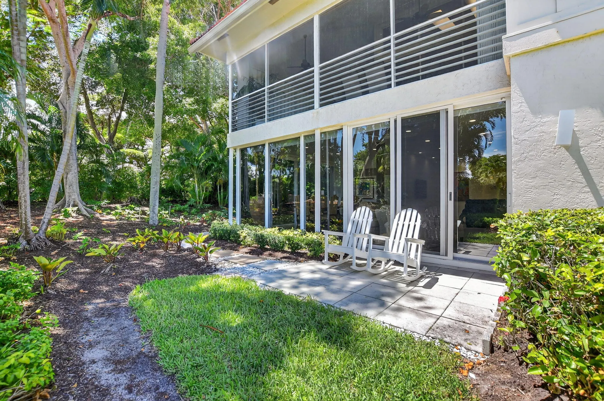 2584 Coco Plum Blvd #104