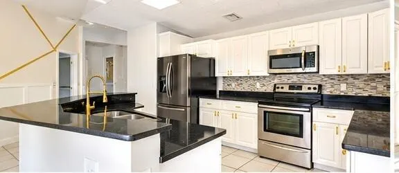 5101 NW 47TH Avenue