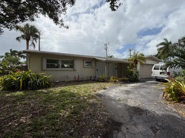 216 SE 10th Court