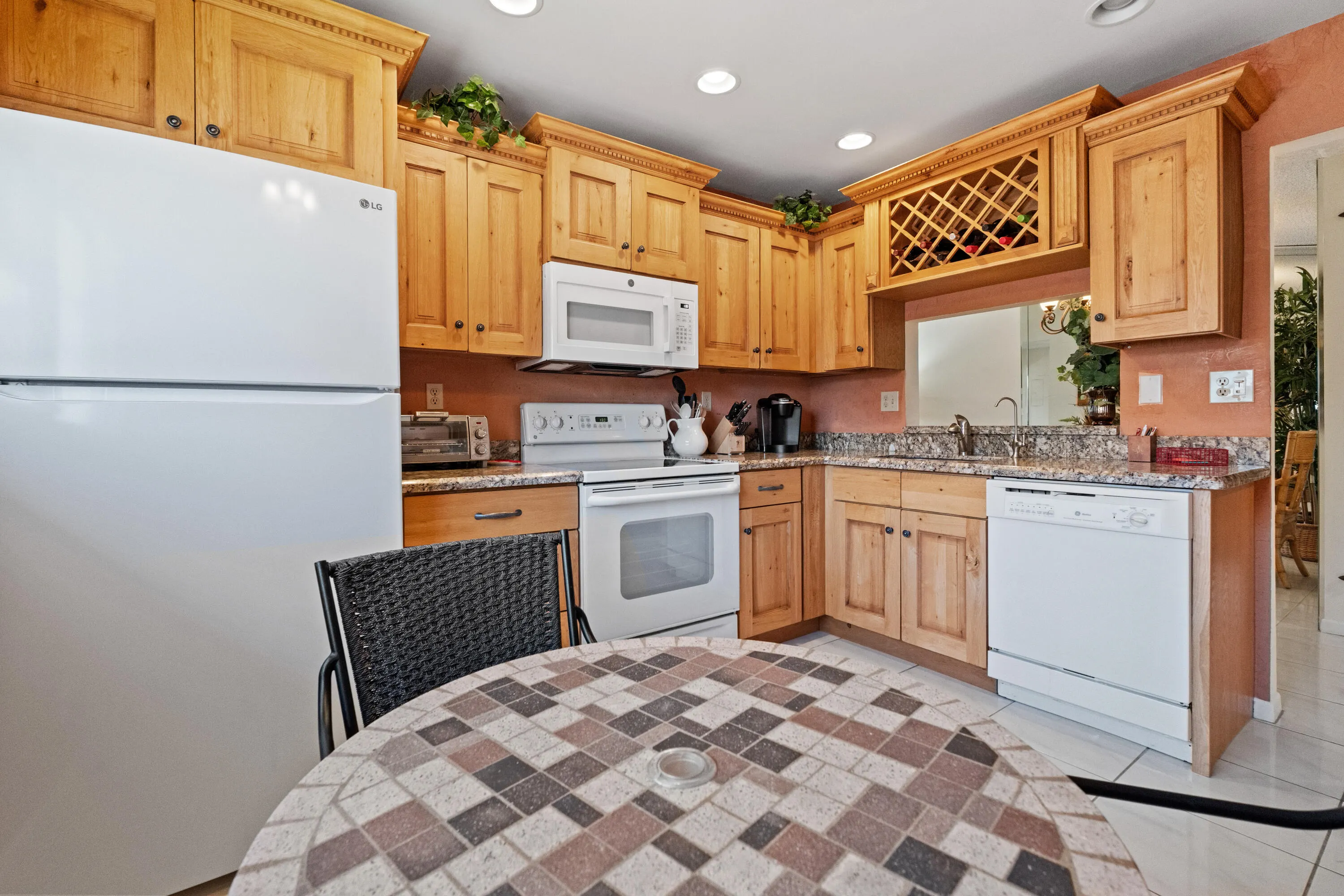 15144 ASHLAND Street #282