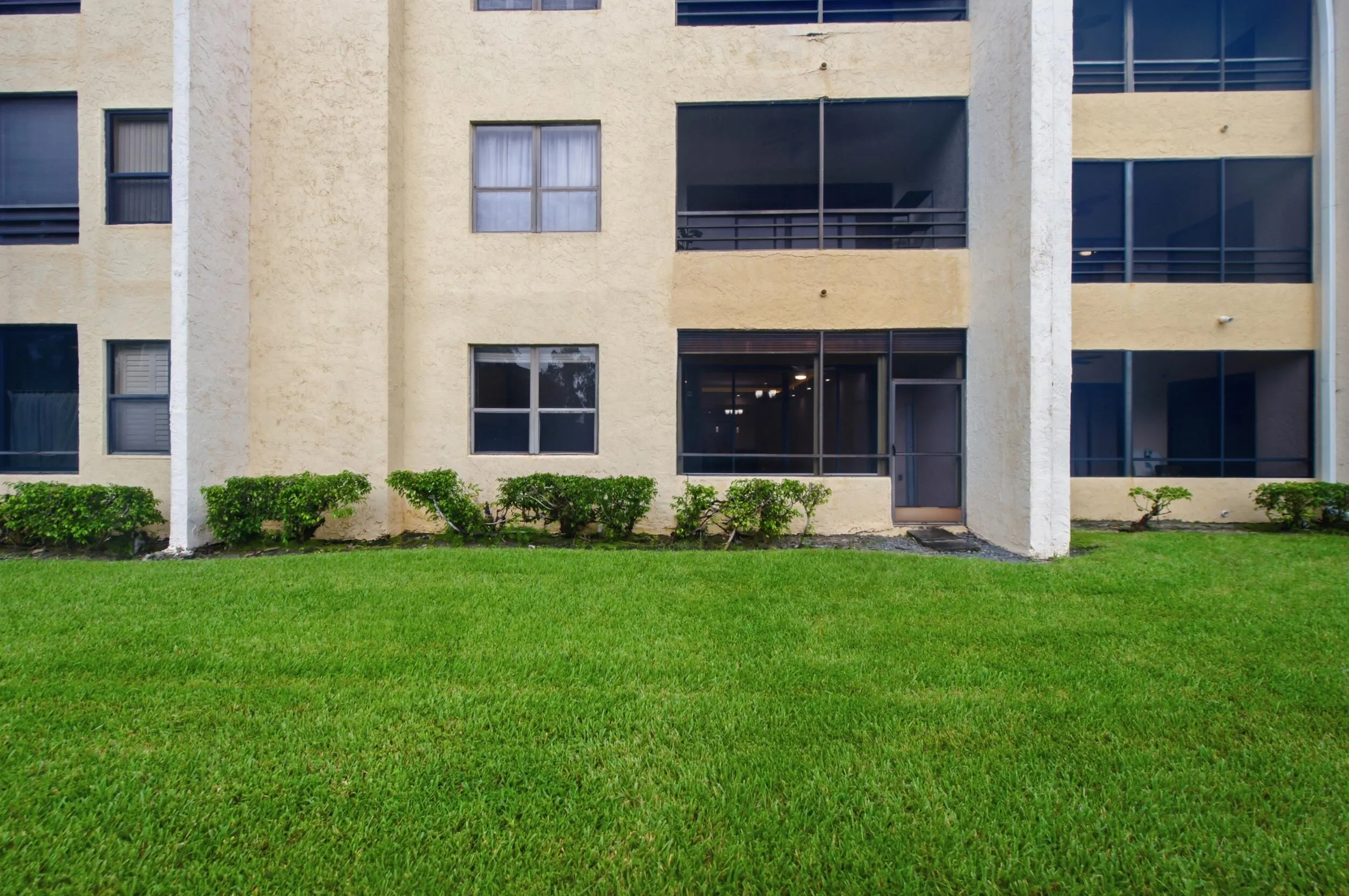 7508 LA PAZ Boulevard #107