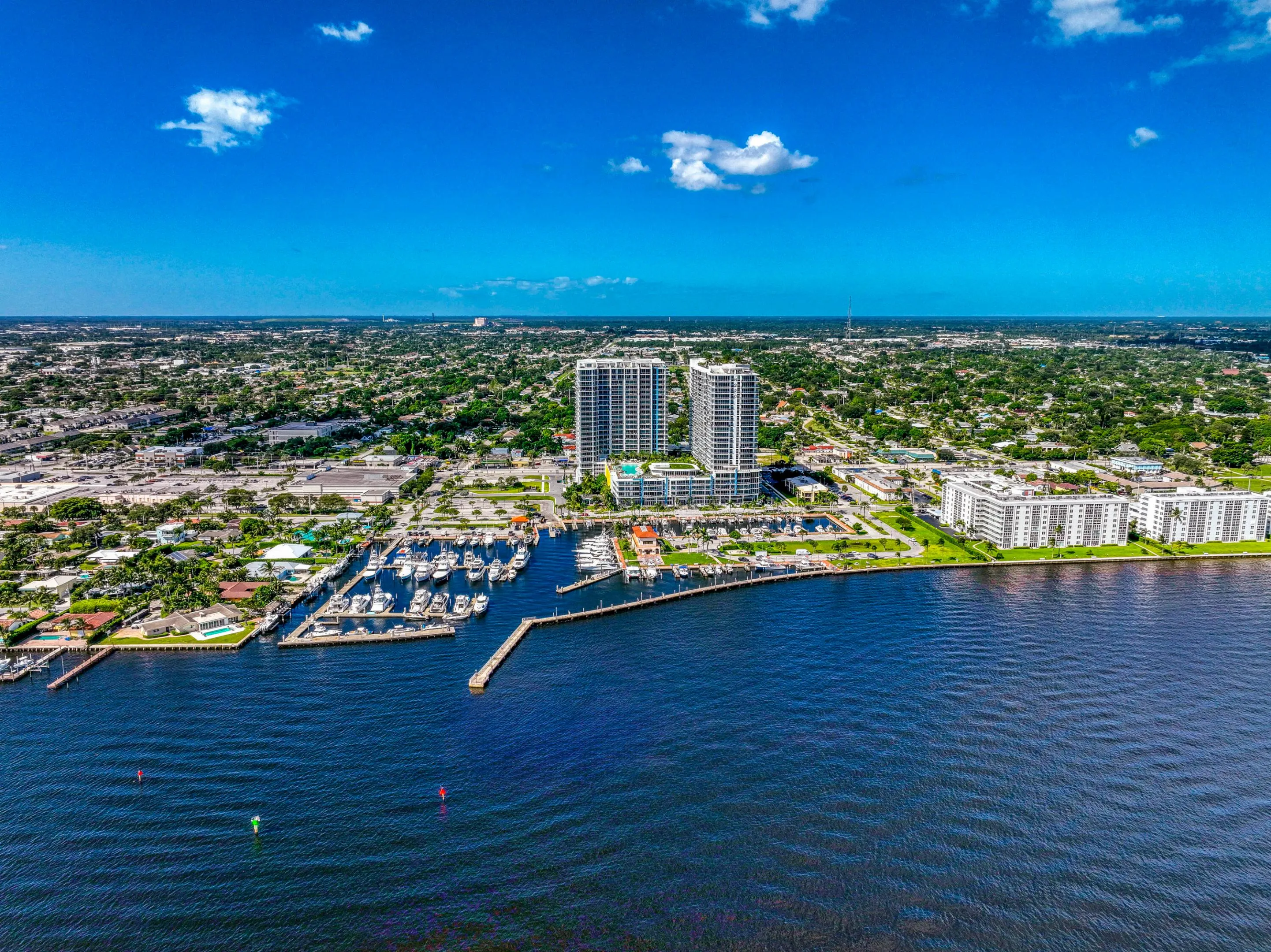 220 Lake Shore Drive #813