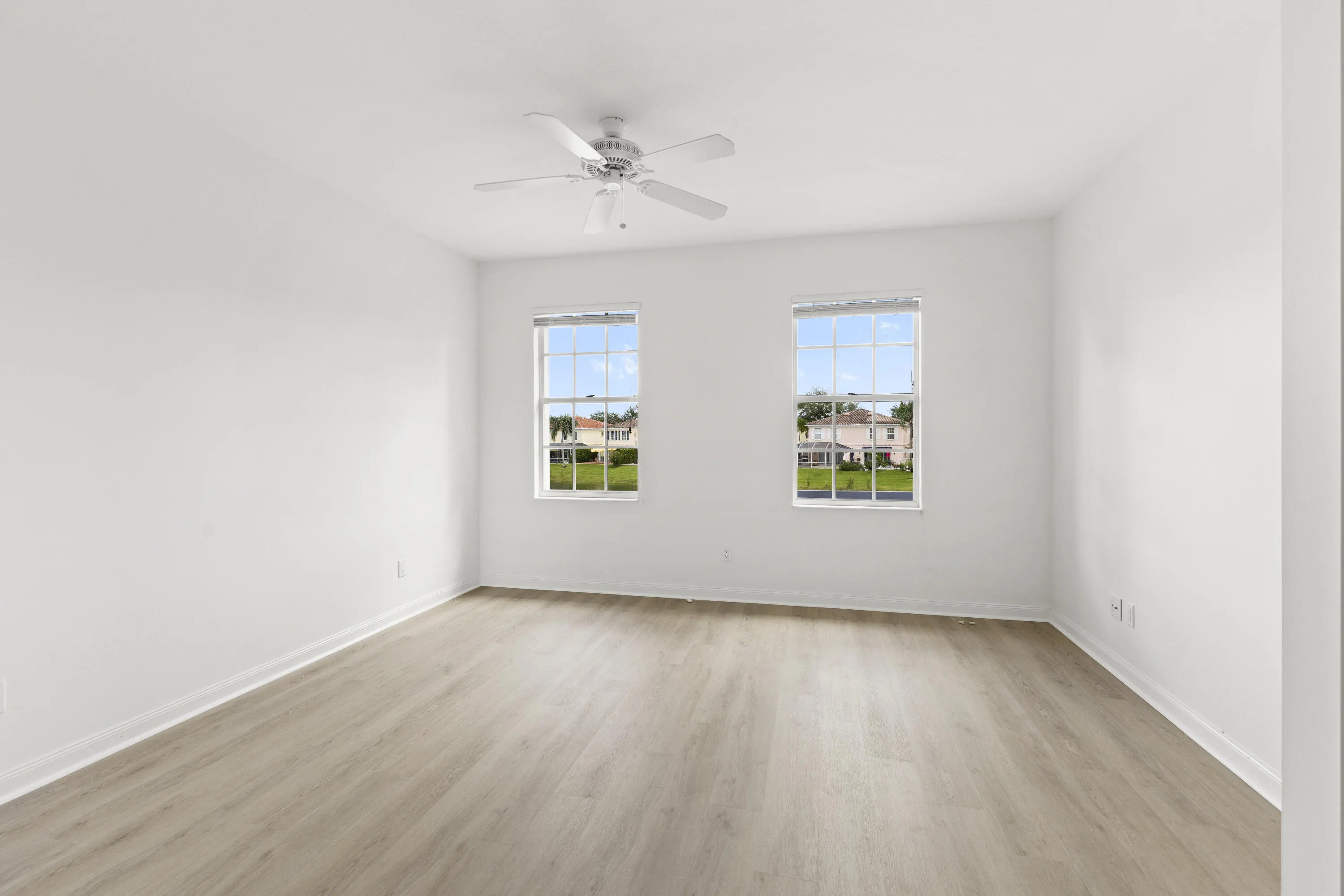 2006 W Tigris Drive