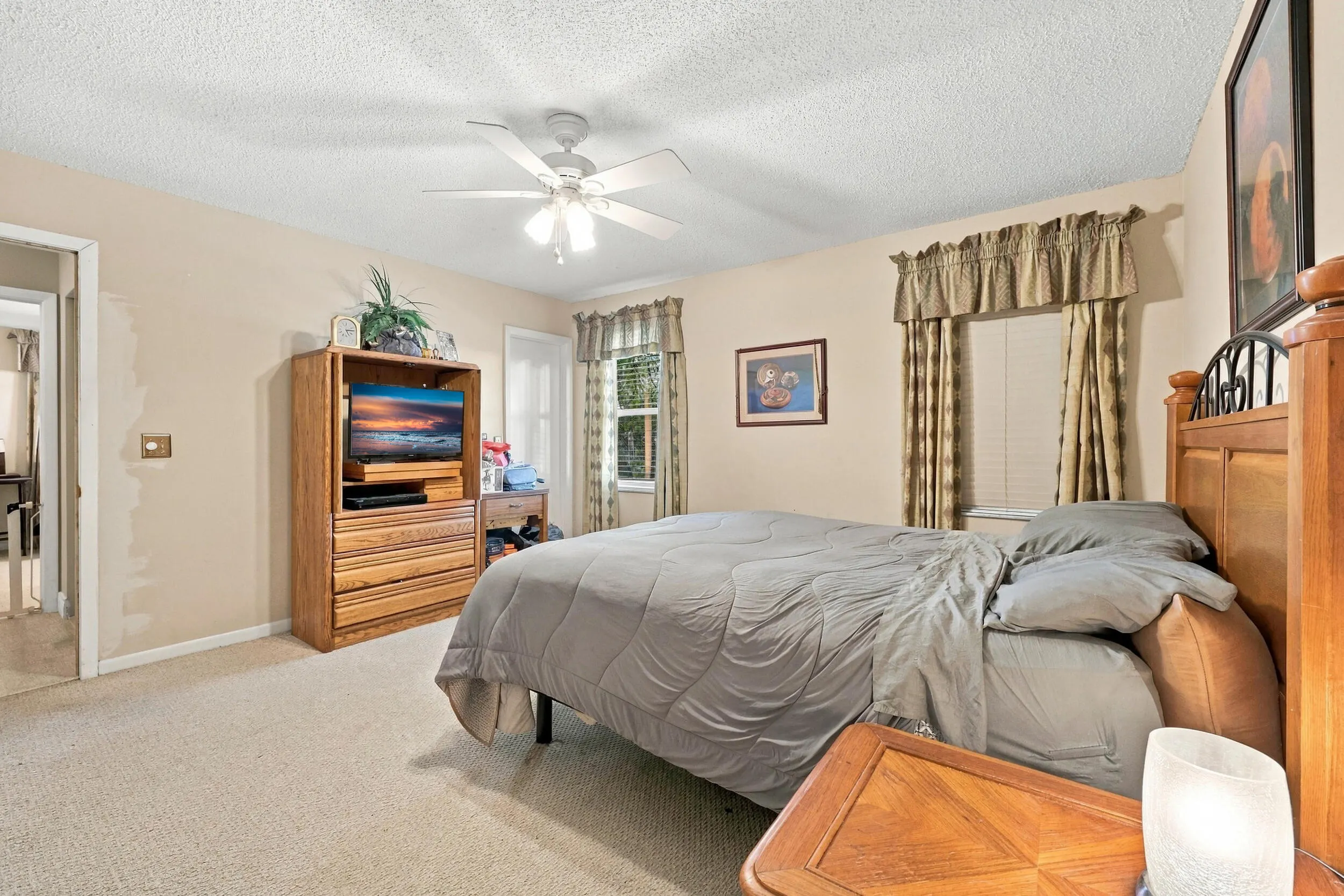 5215 Canal Circle W