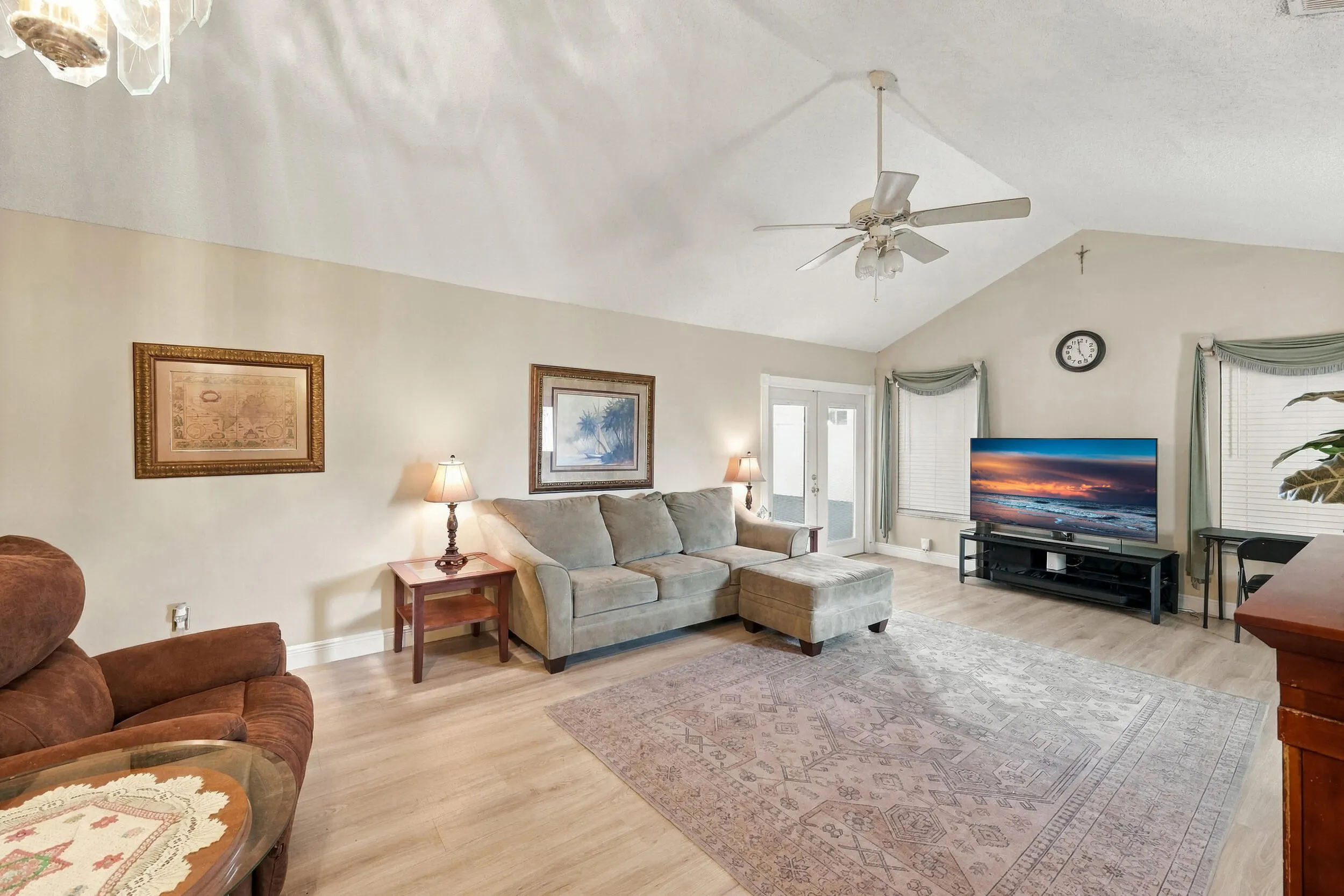 5215 Canal Circle W