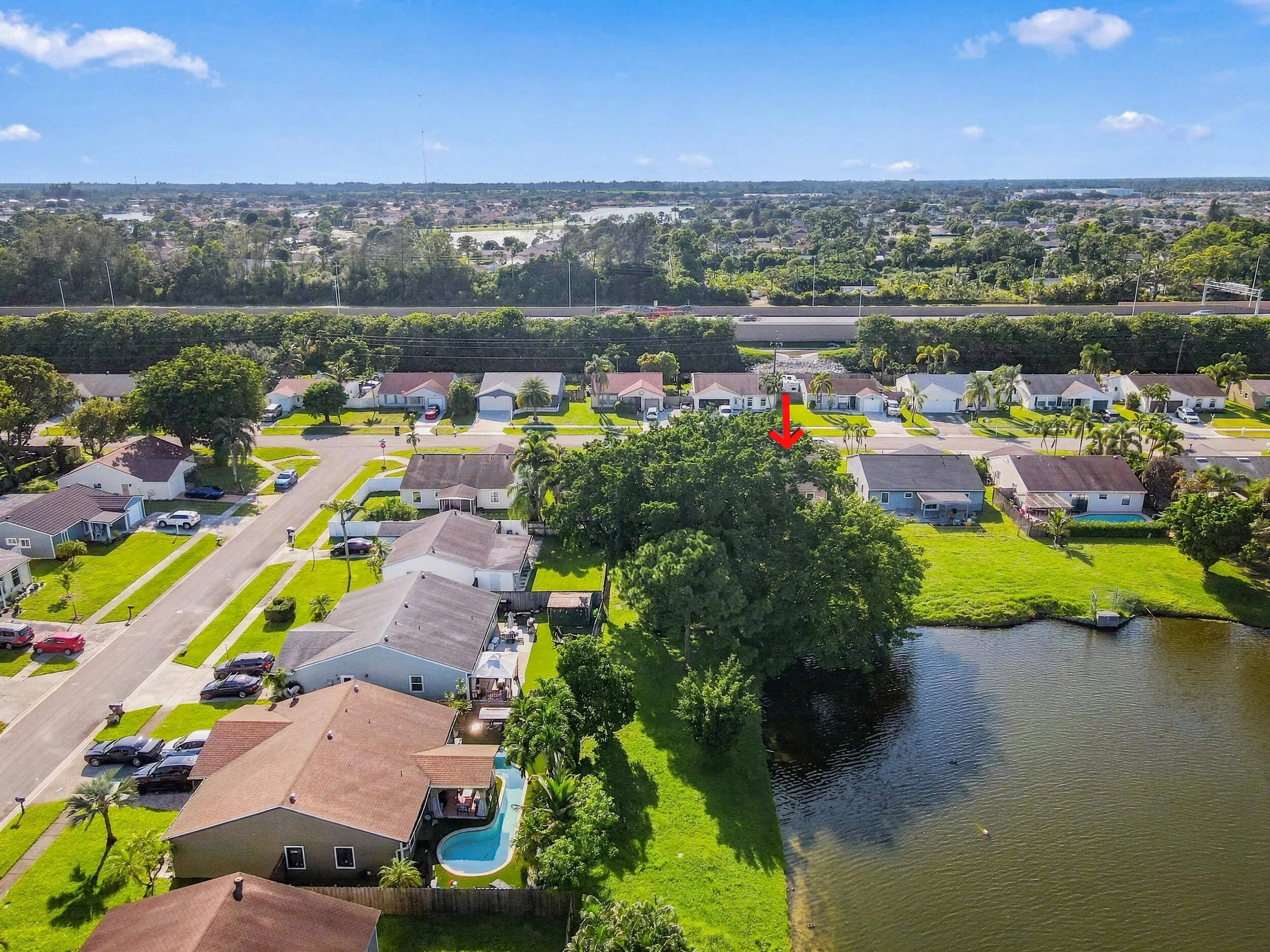 5215 Canal Circle W