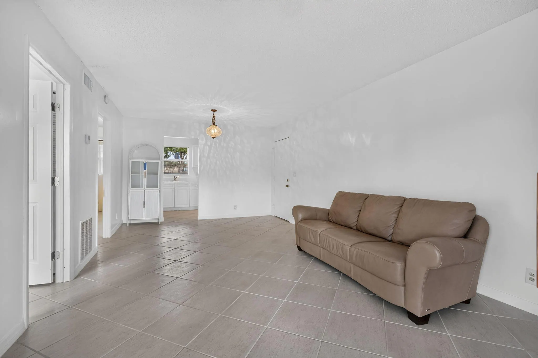 190 Lake Dora Drive #190