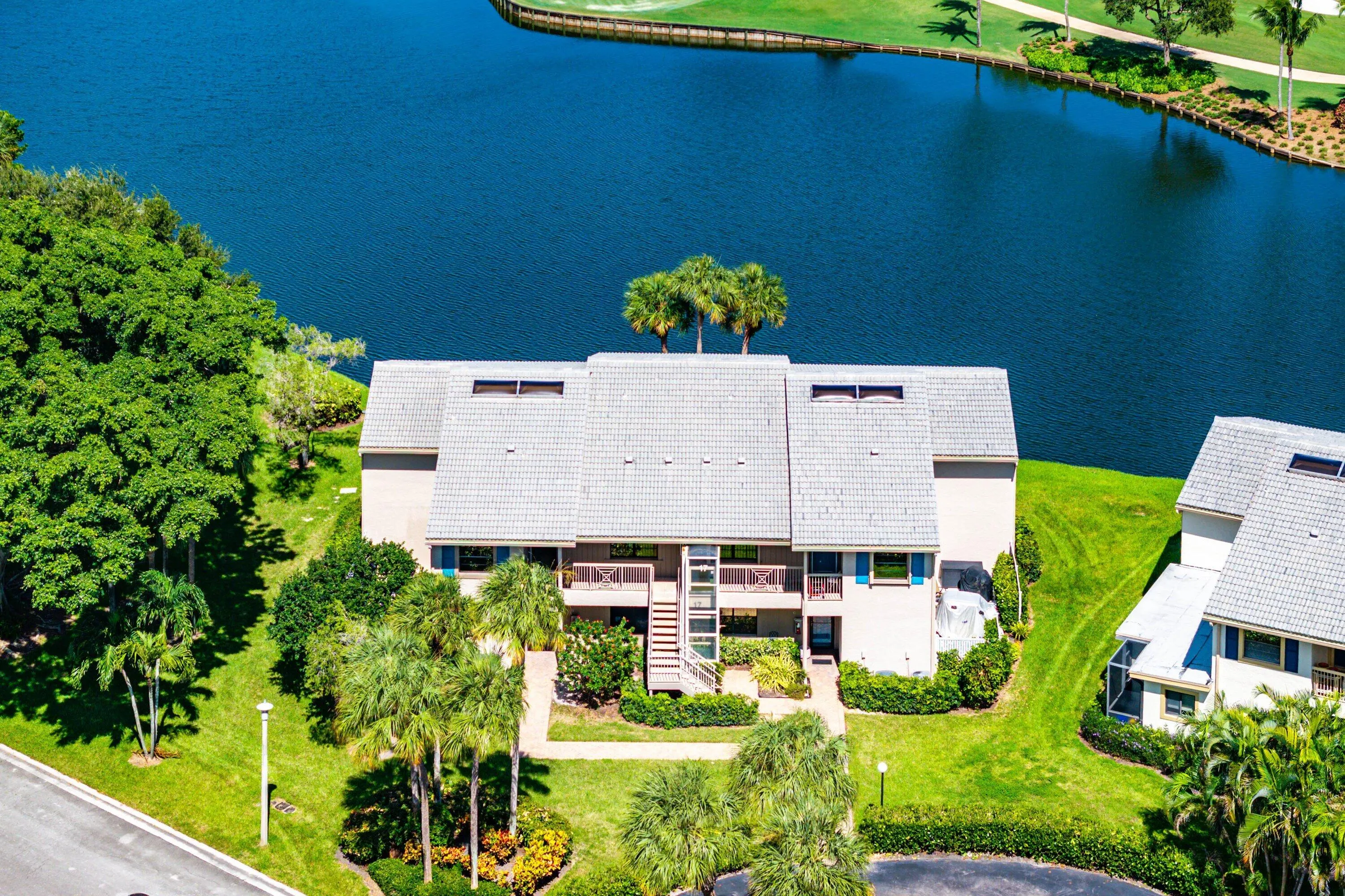 17 EASTGATE Drive #B