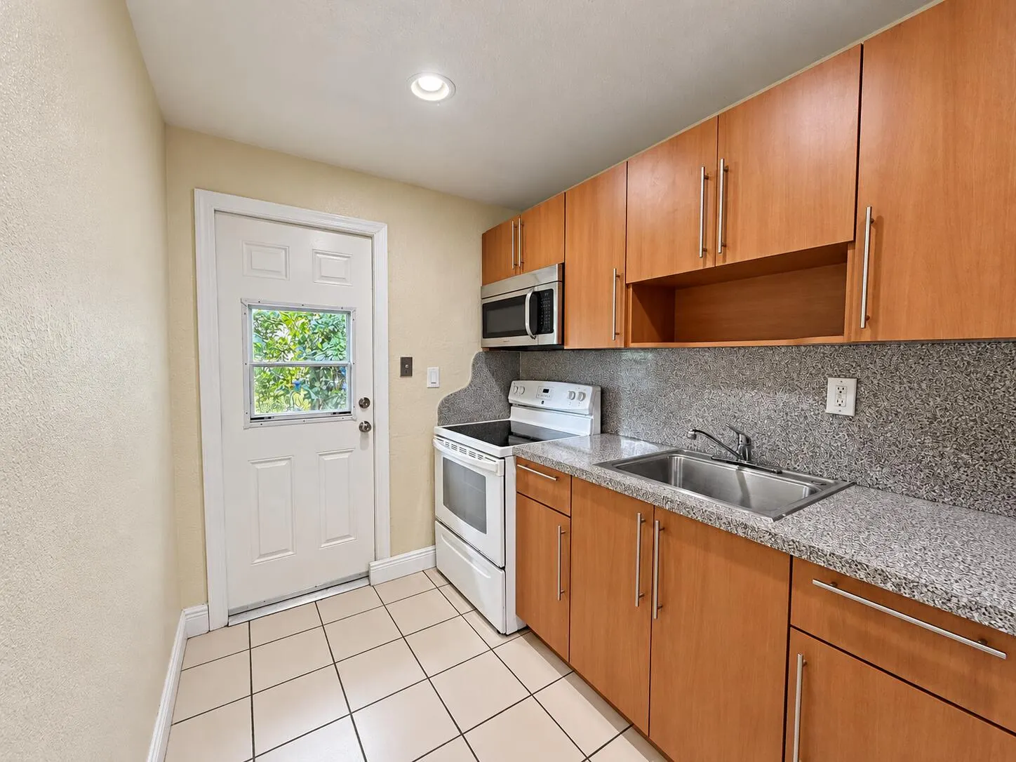 5730 NW 15TH Street #C