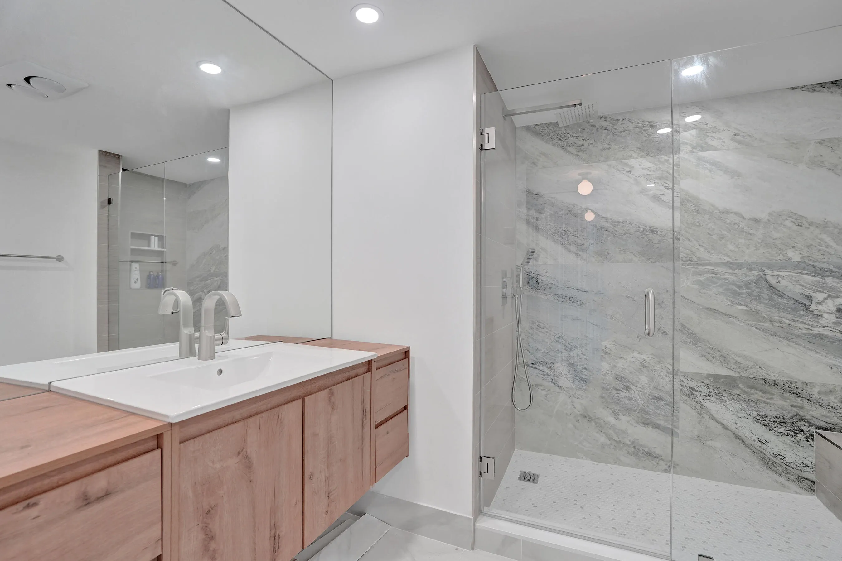 1360 S Ocean Boulevard S #1202