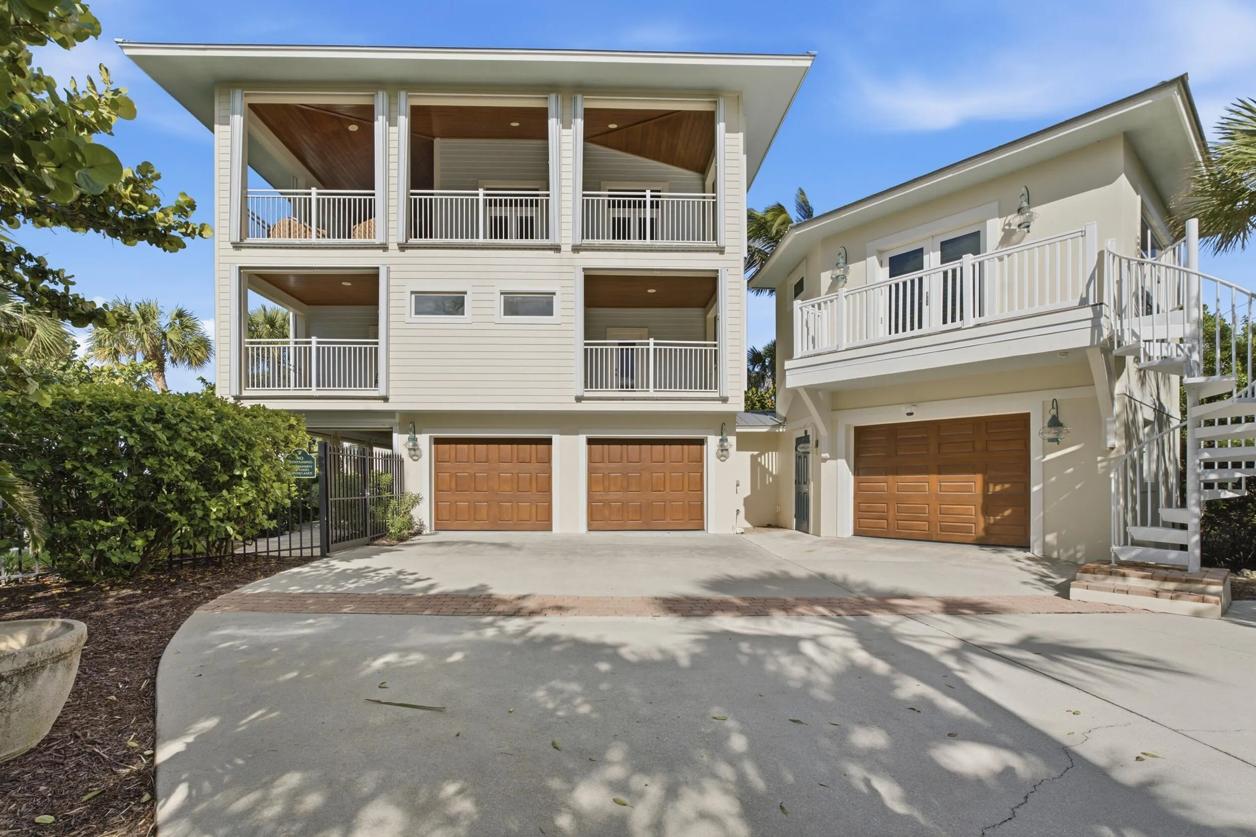 278 SE Macarthur Boulevard