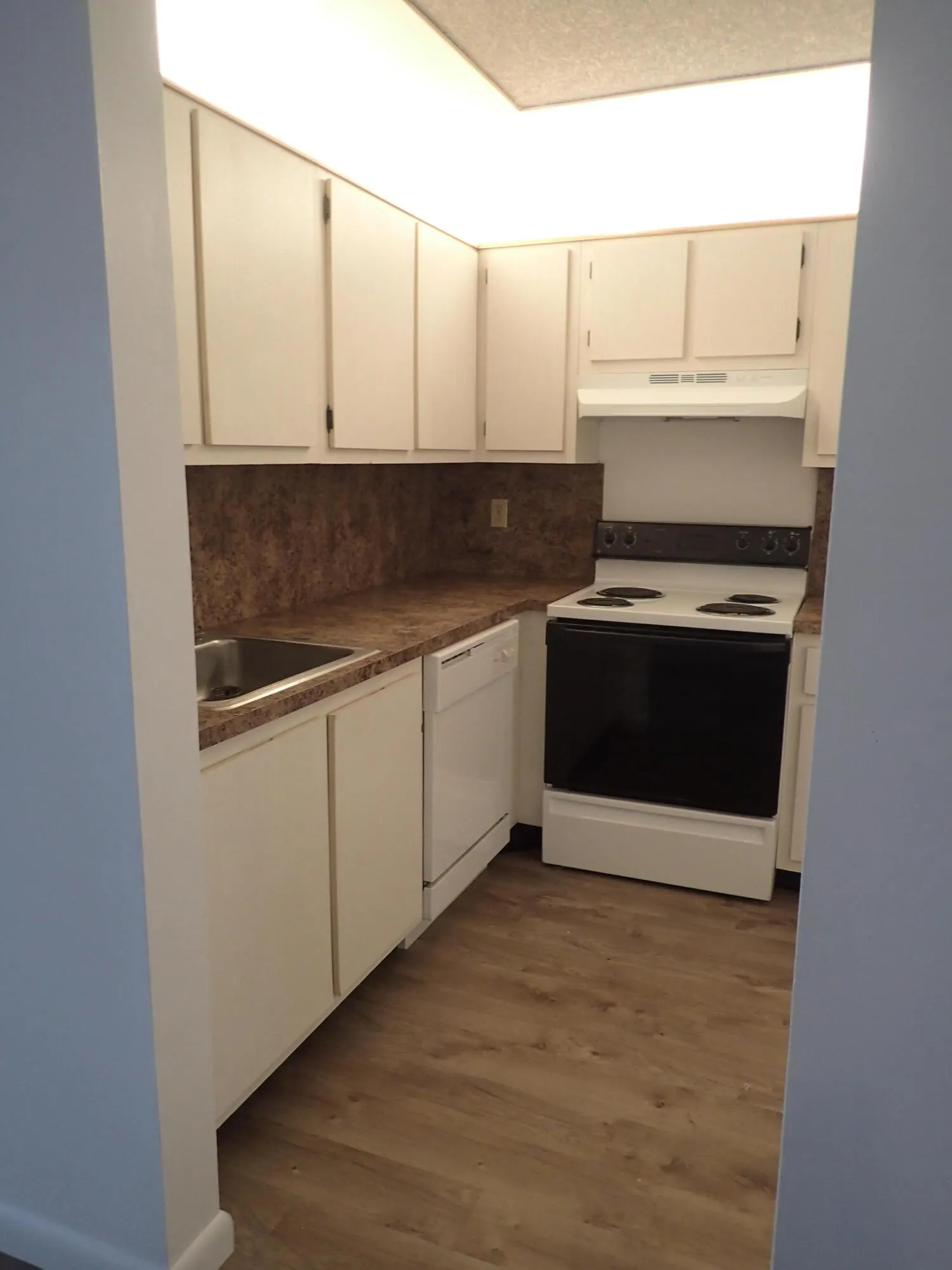 2820 SOMERSET #206O