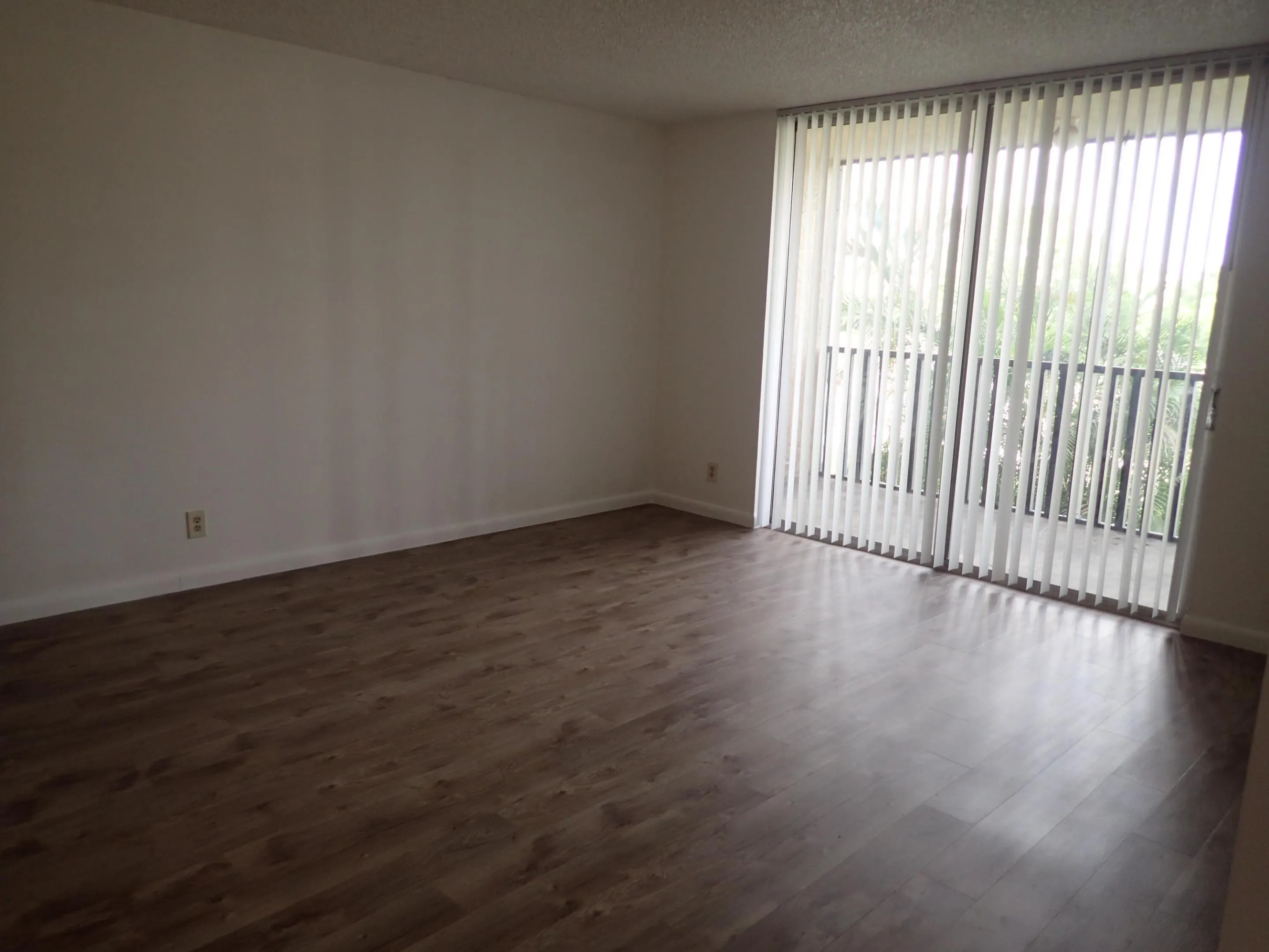 2820 SOMERSET #206O