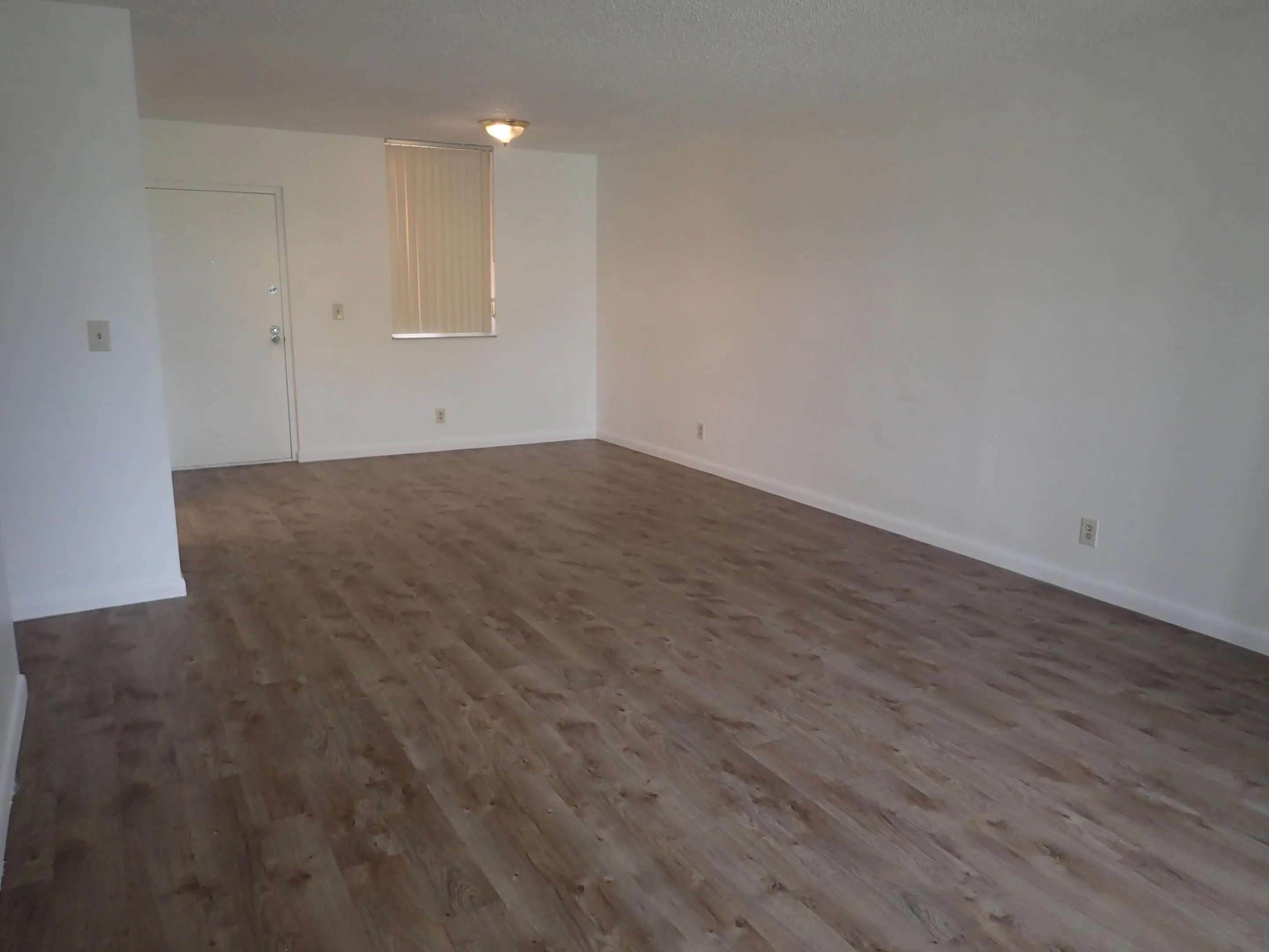 2820 SOMERSET #206O