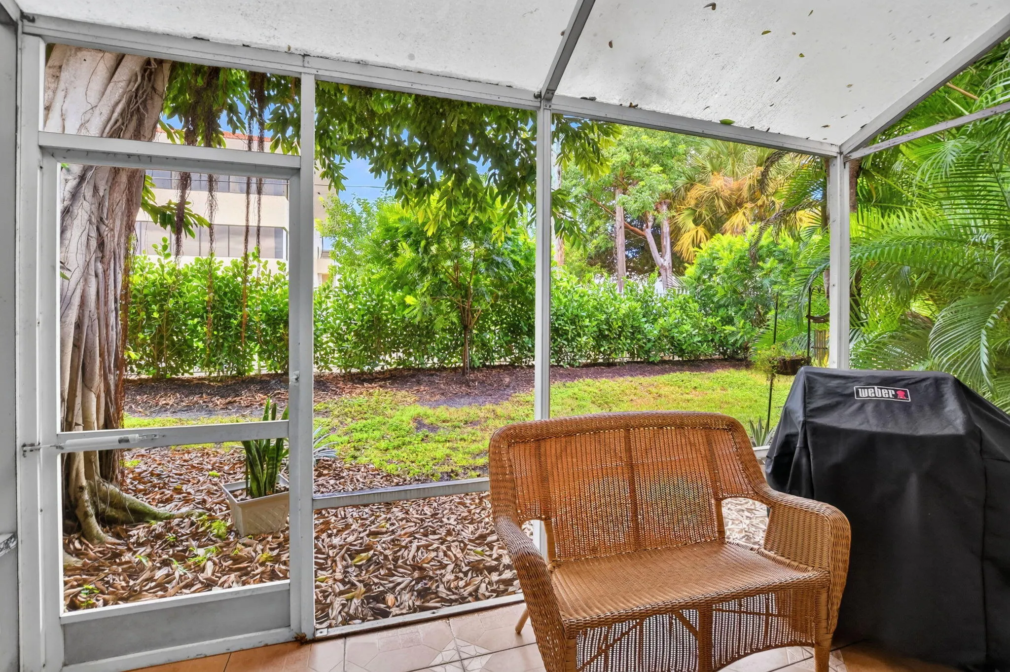 15221 Ixora Road