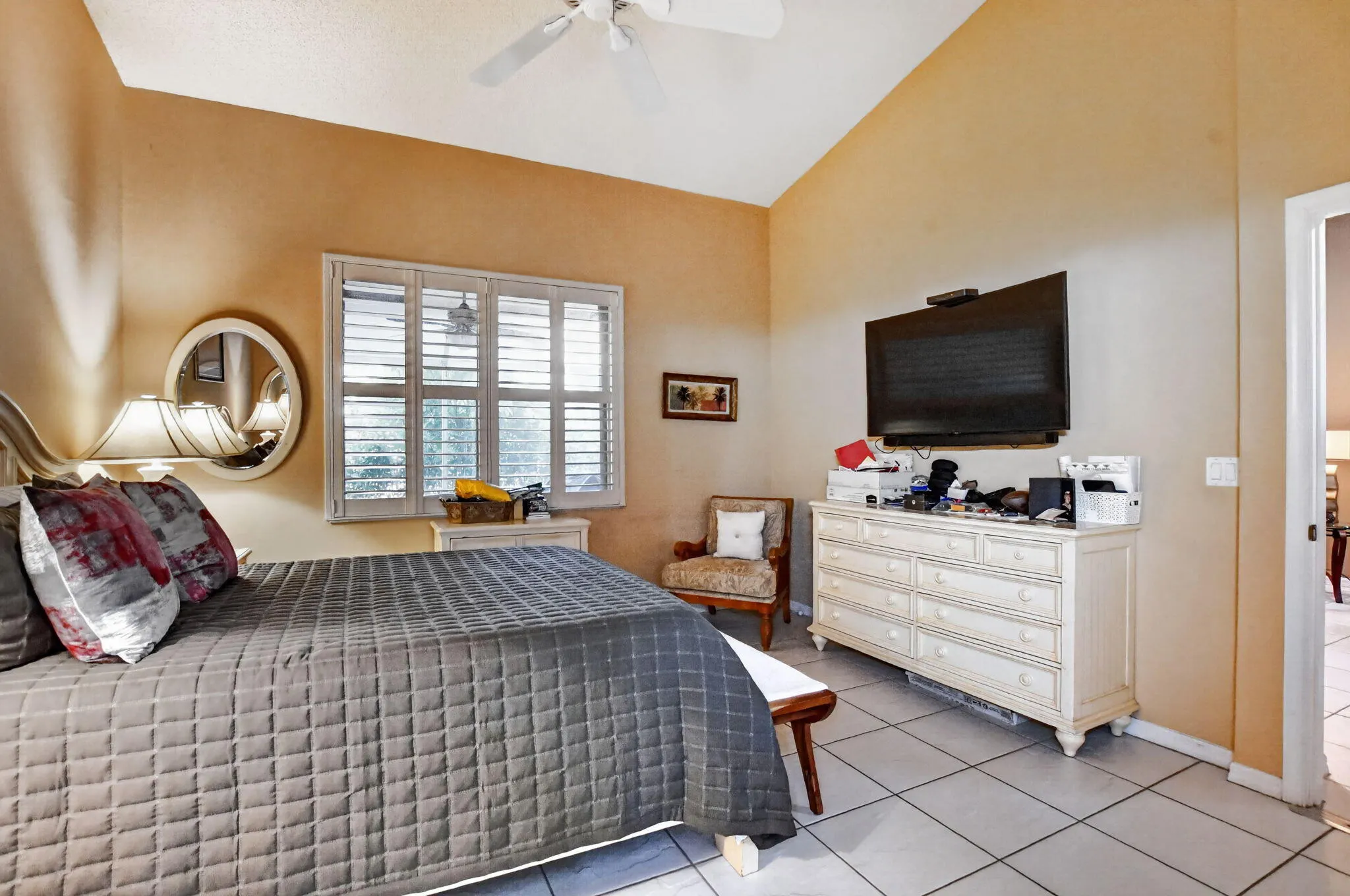 15221 Ixora Road