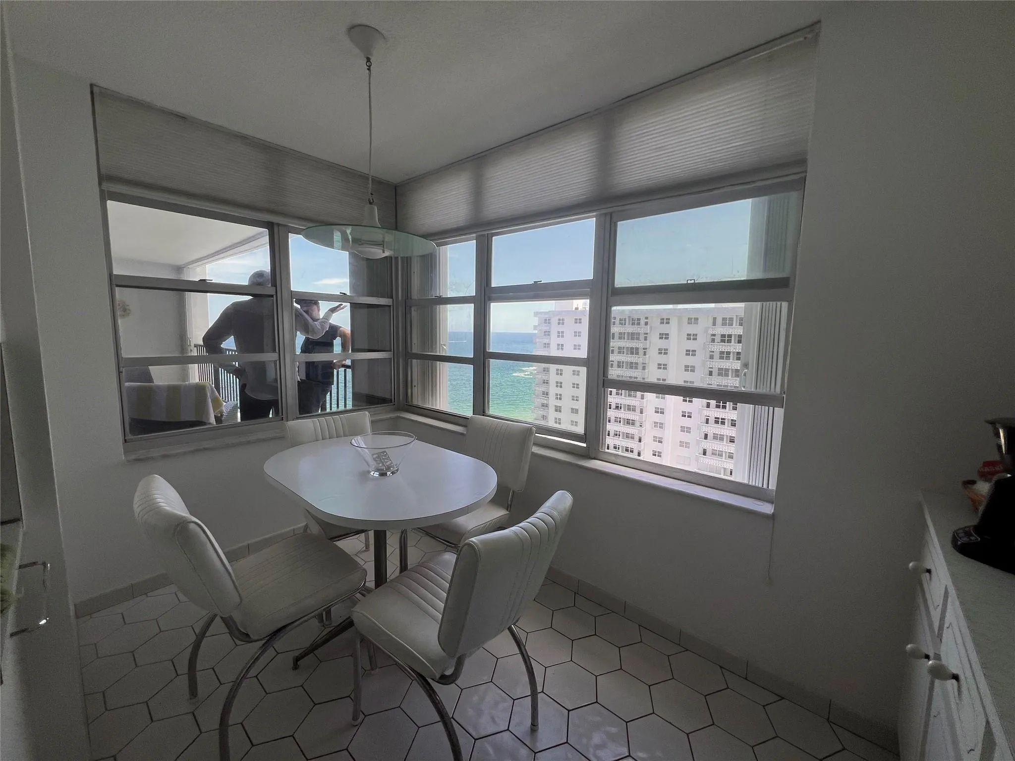 4280 GALT OCEAN Drive #15H