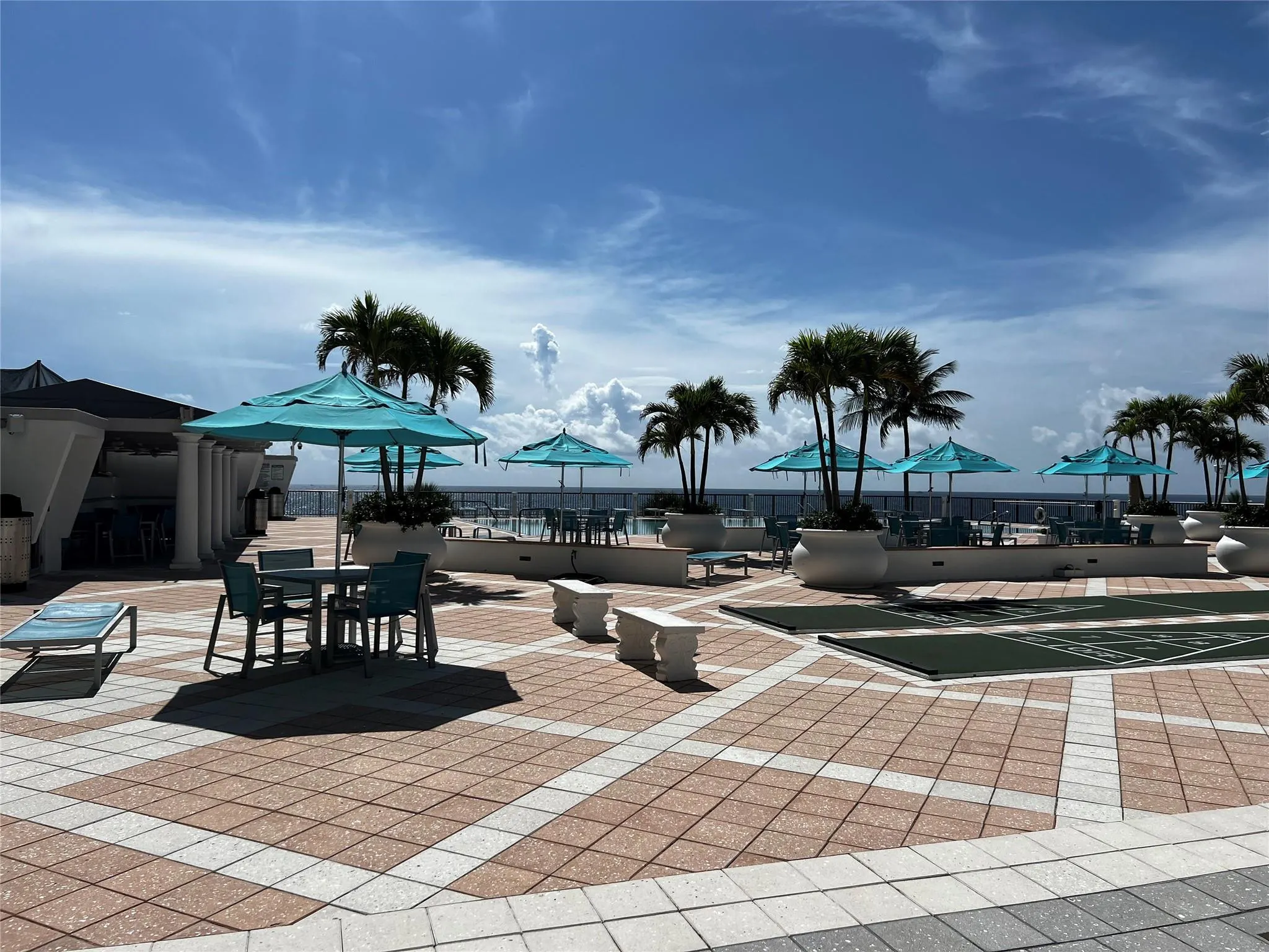 4280 GALT OCEAN Drive #15H