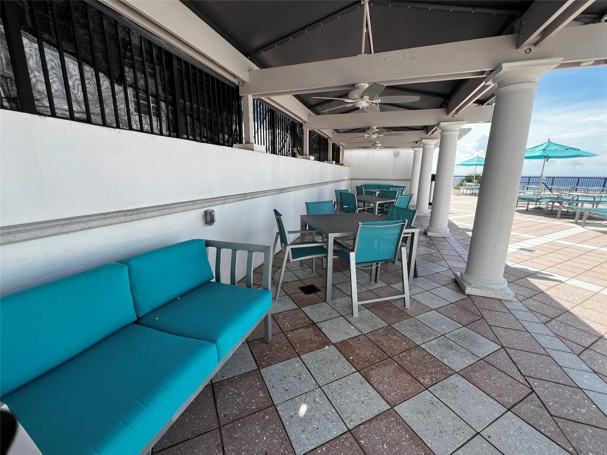 4280 GALT OCEAN Drive #15H