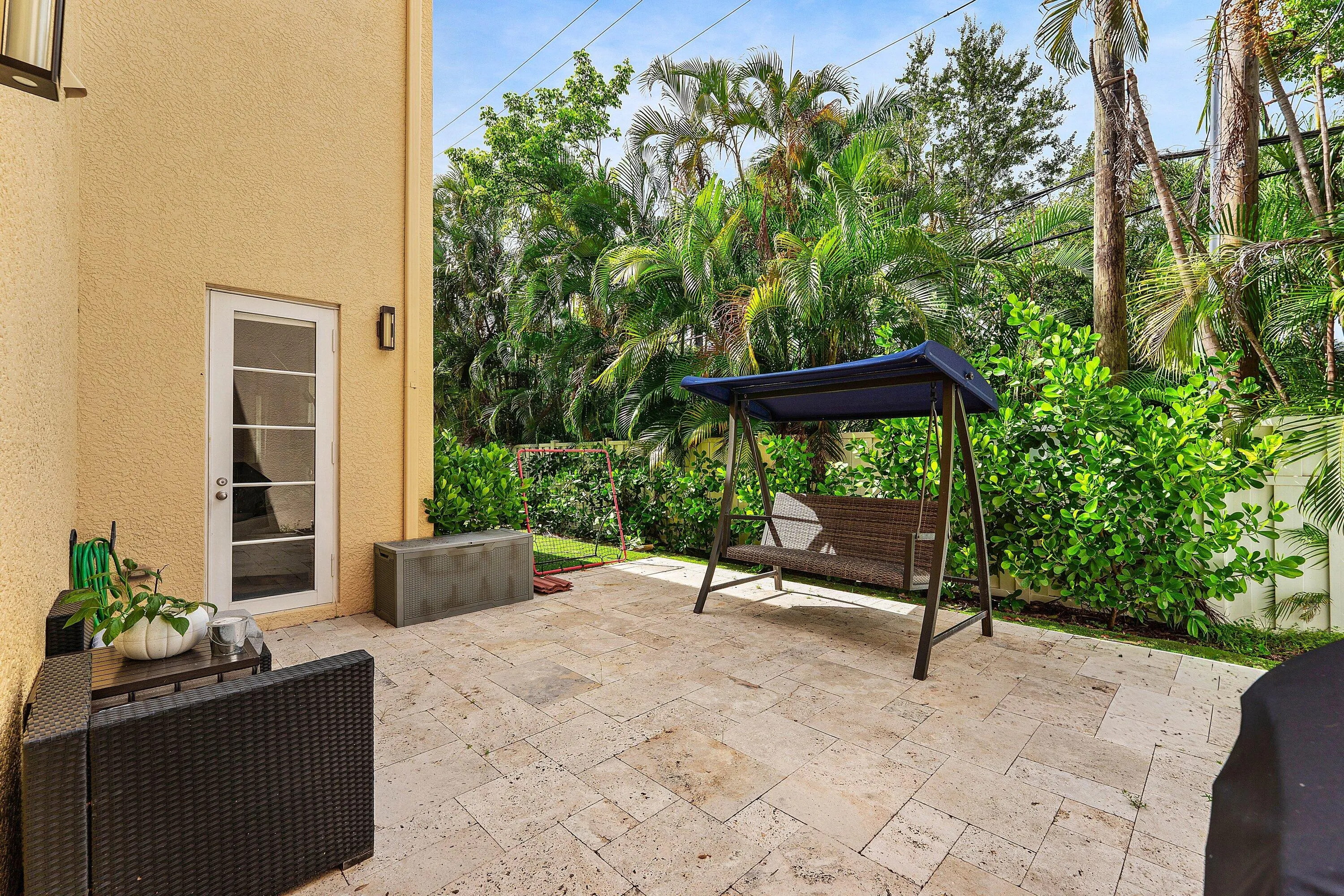 115 VIA POINCIANA Lane