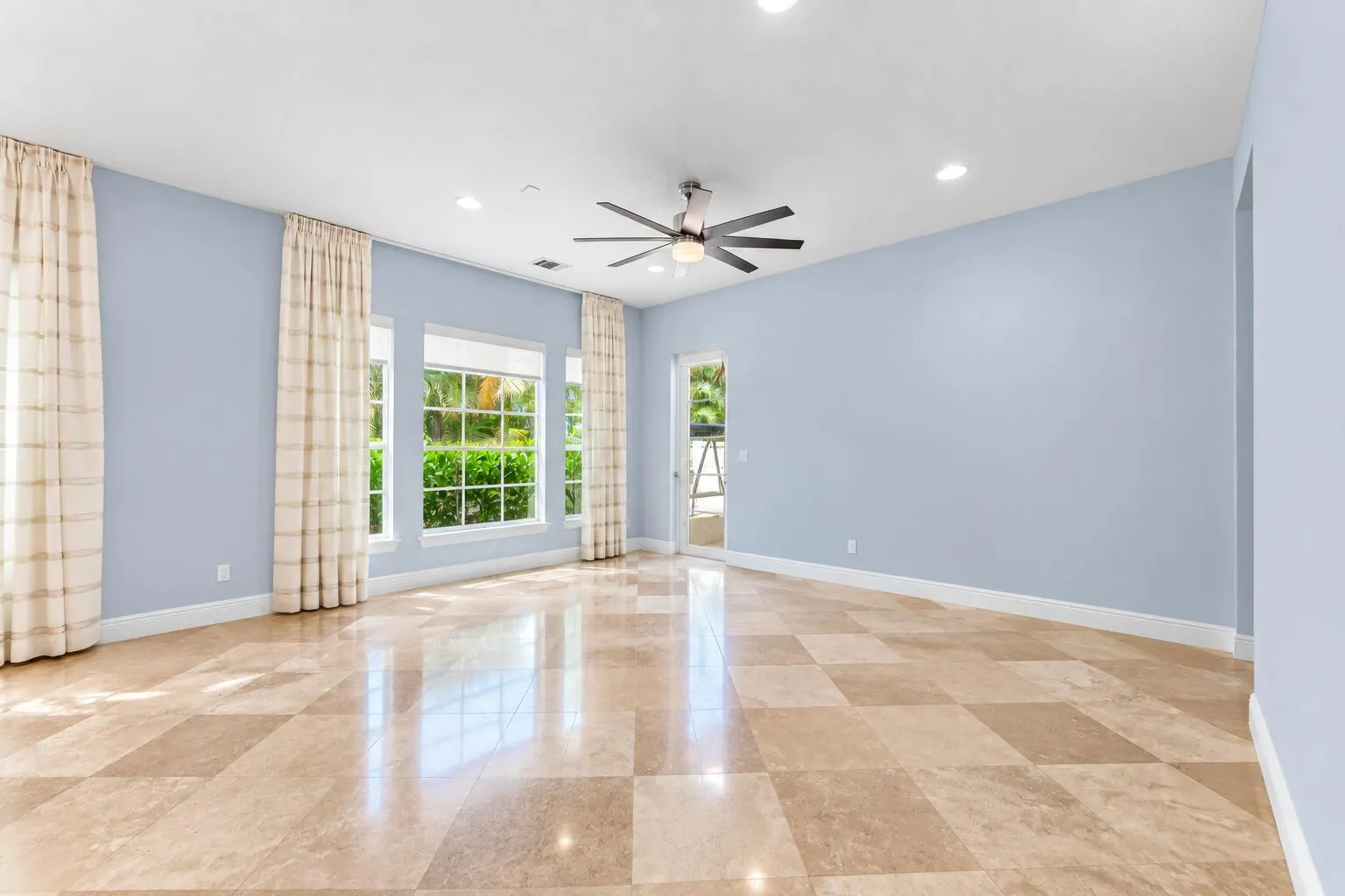 115 VIA POINCIANA Lane