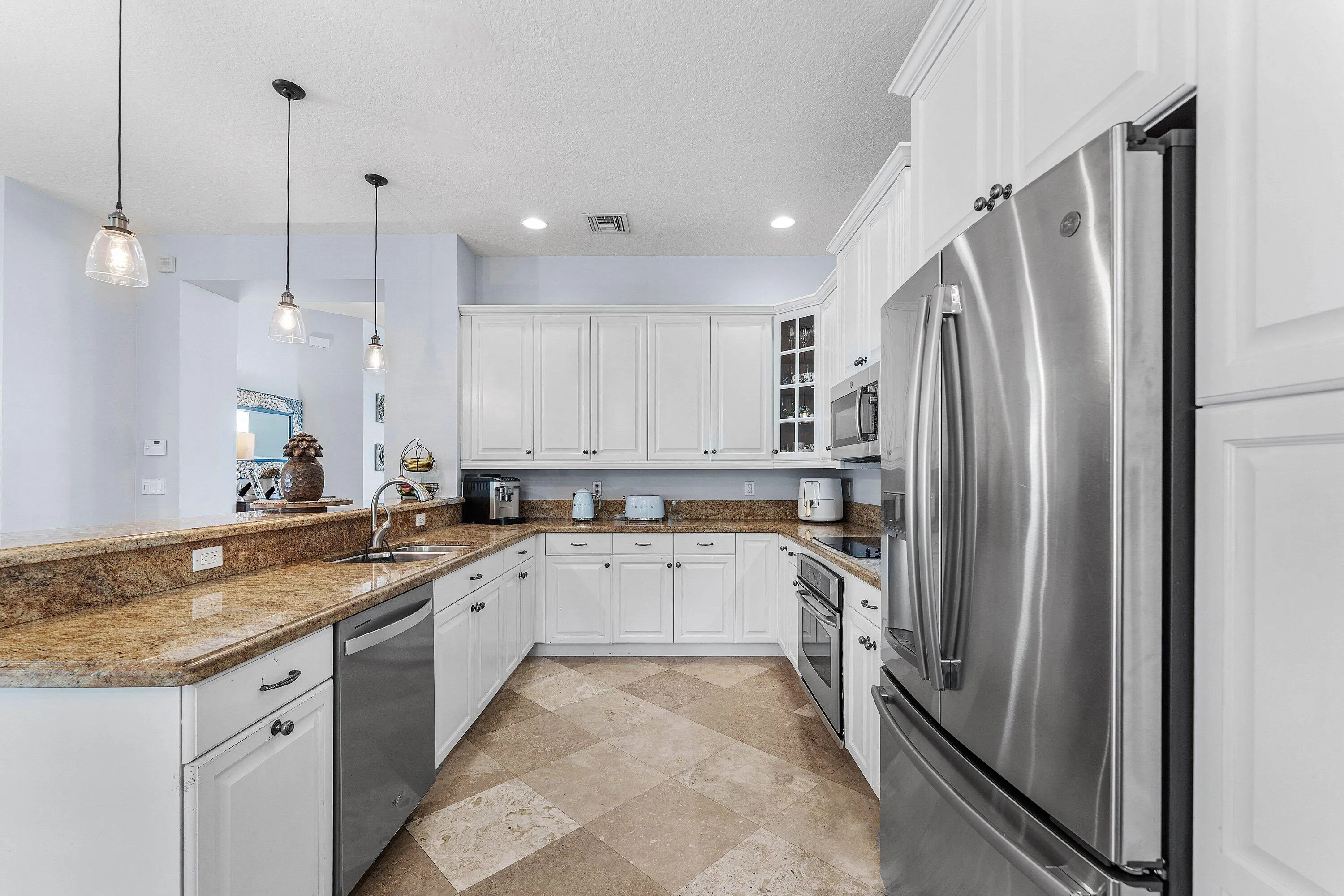 115 VIA POINCIANA Lane