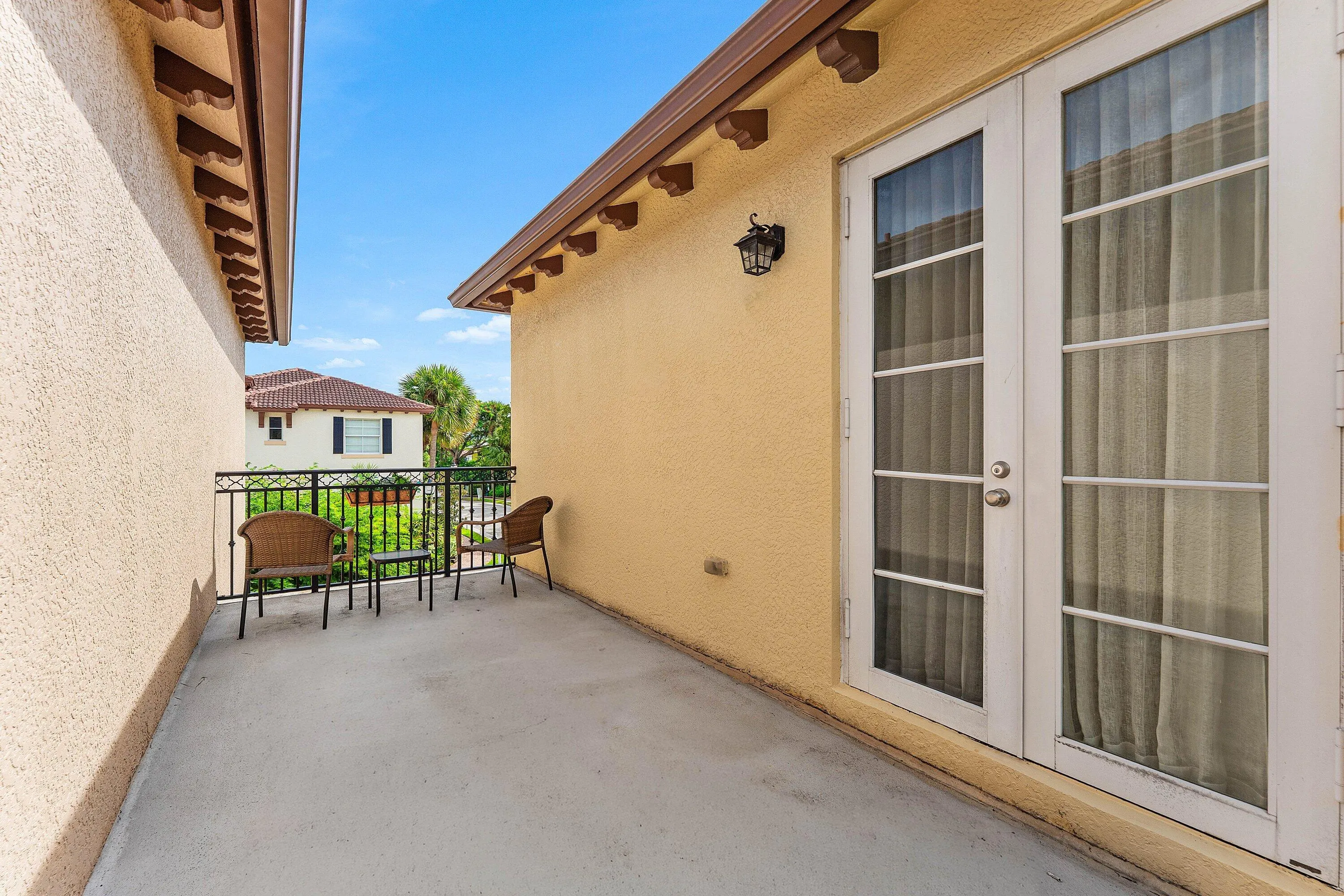 115 VIA POINCIANA Lane