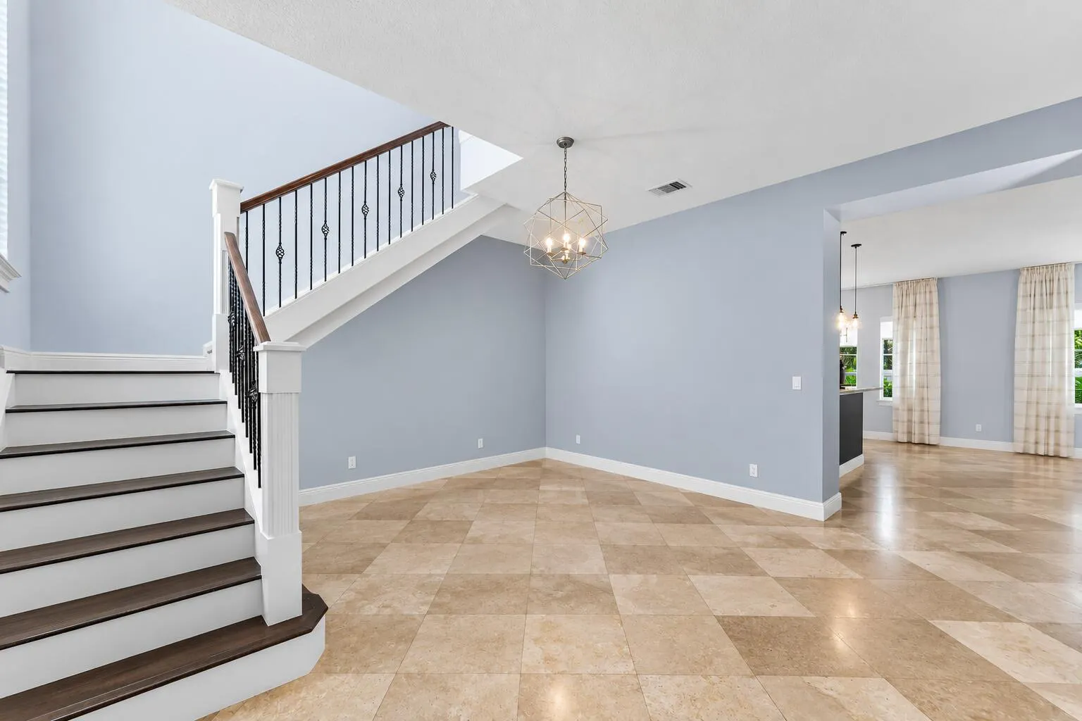 115 VIA POINCIANA Lane